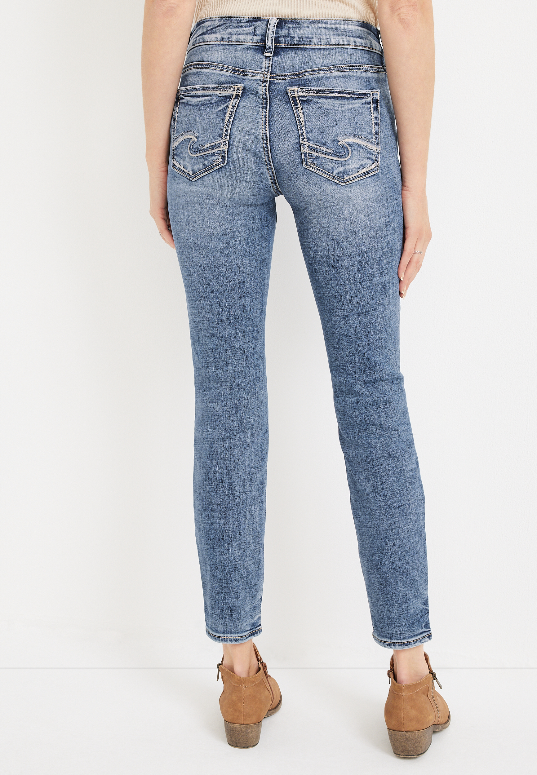 Silver Jeans Co.&reg; Suki Skinny Curvy Mid Rise Jean, MEDIUM SANDBLAST, large
