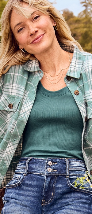 Model wearing maurices clothing.