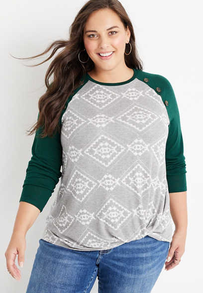 Women's Plus Size Tops: Plus Tanks, Tees, Sweaters & More | maurices