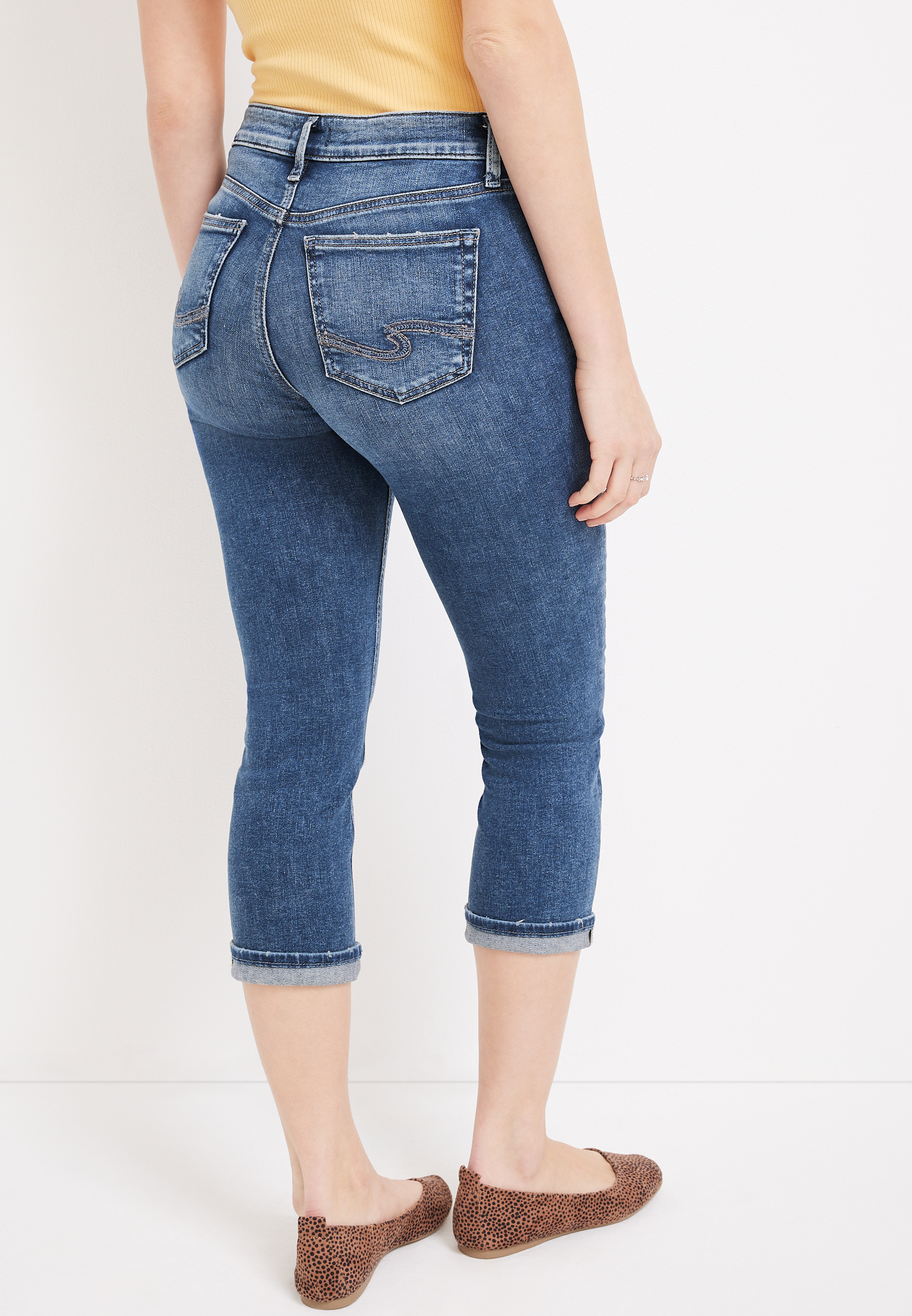Silver Jeans Co.&reg; Suki Curvy Mid Rise Capri, C3337, large