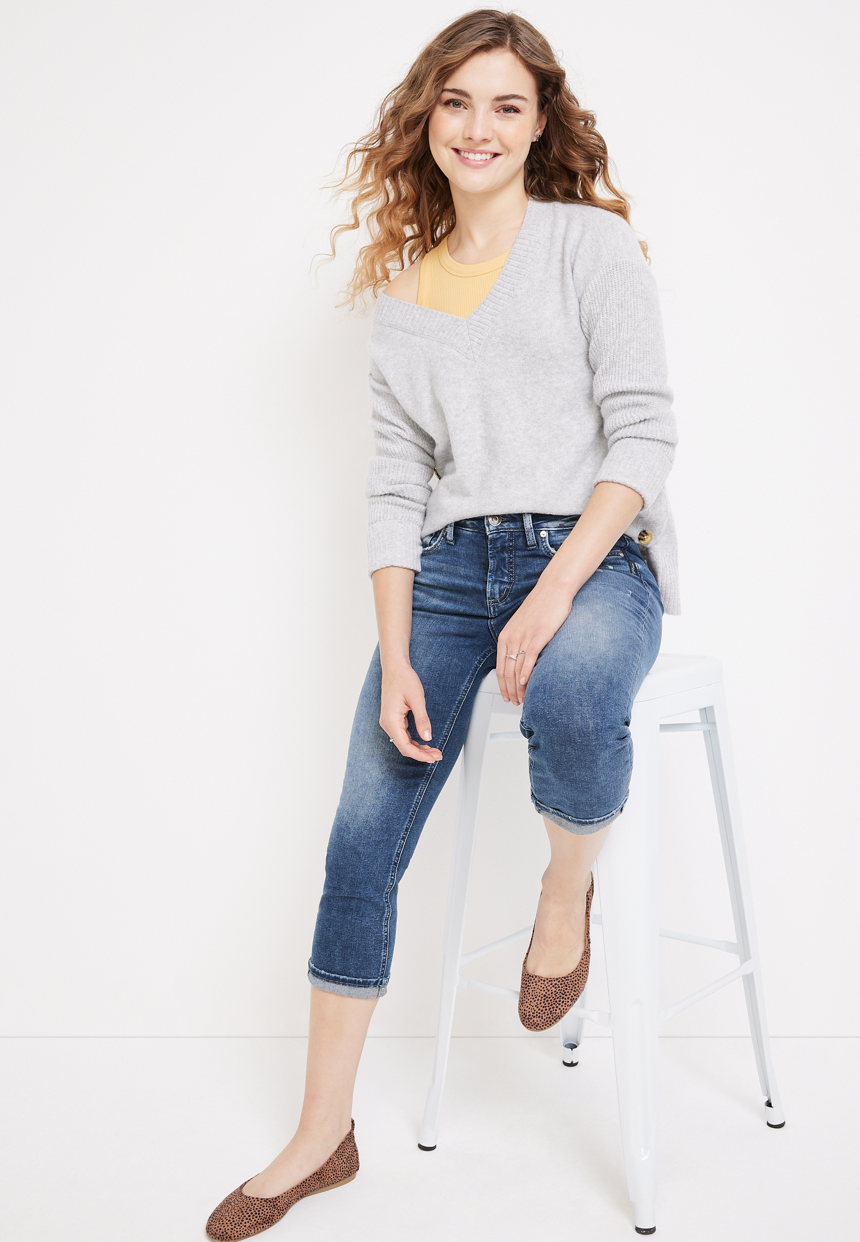 Silver Jeans Co.&reg; Suki Curvy Mid Rise Capri, C3337, large
