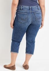 Plus Size Silver Jeans Co.&reg; Suki Curvy Mid Rise Capri, C3337, small