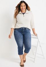 Plus Size Silver Jeans Co.&reg; Suki Curvy Mid Rise Capri, C3337, small