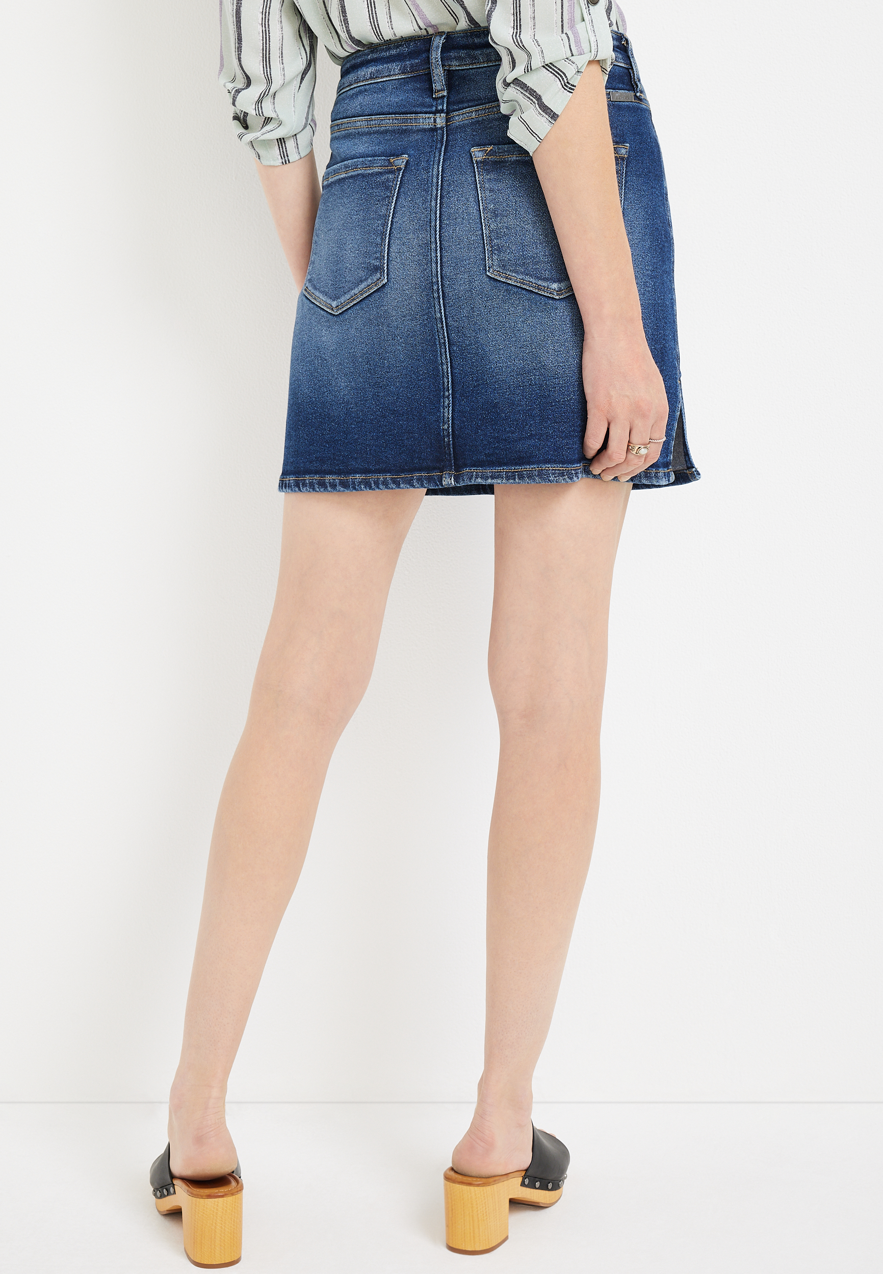 KanCan&trade; Denim Skirt, DARK SANDBLAST, large