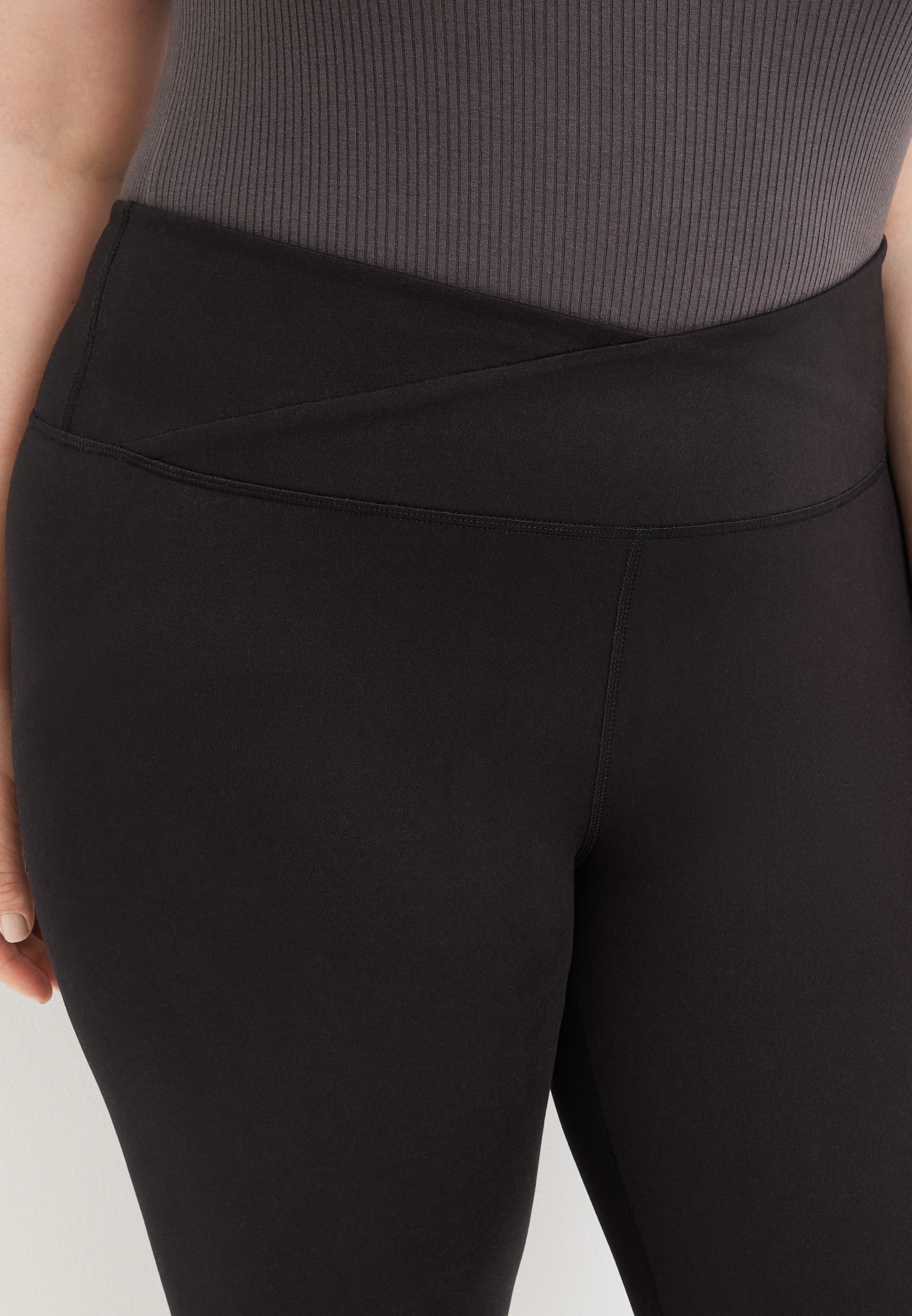 Plus Size Black Super High Rise Luxe Crossover Legging, BLACK, large