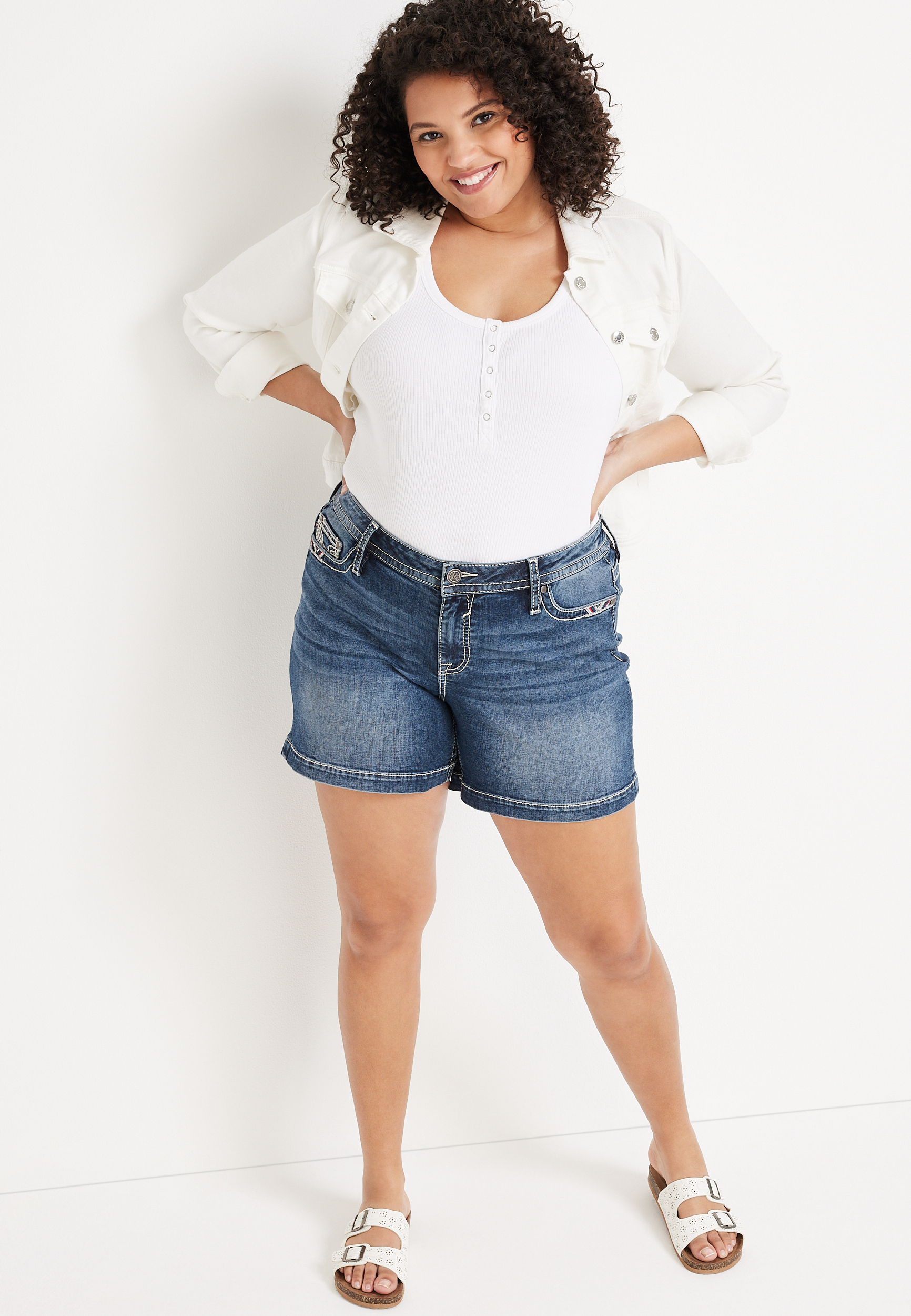 Plus Size Vigoss&reg; Americana 6in Mid Rise Short, C3337, large