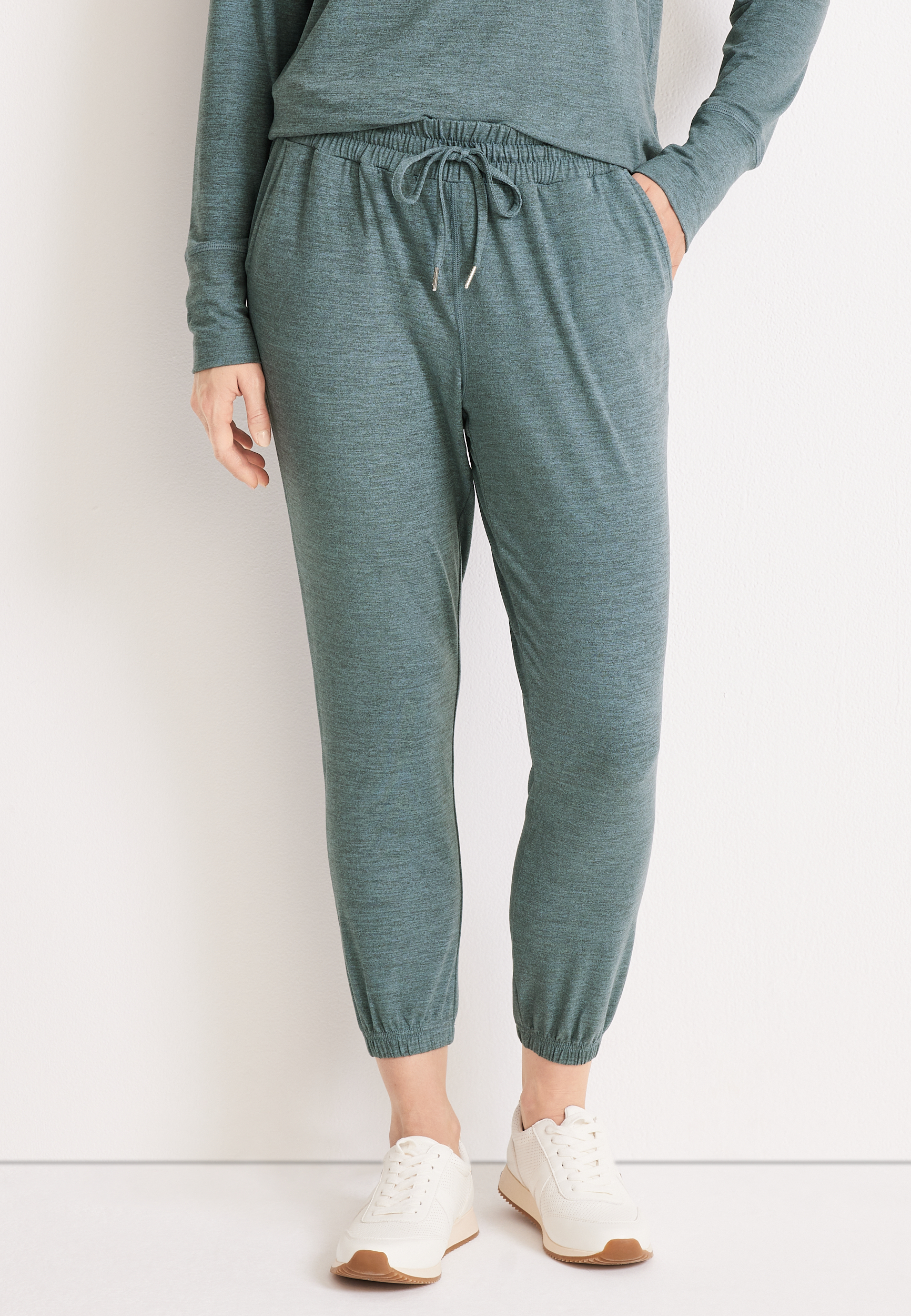 Cloud Stretch High Rise Jogger | maurices