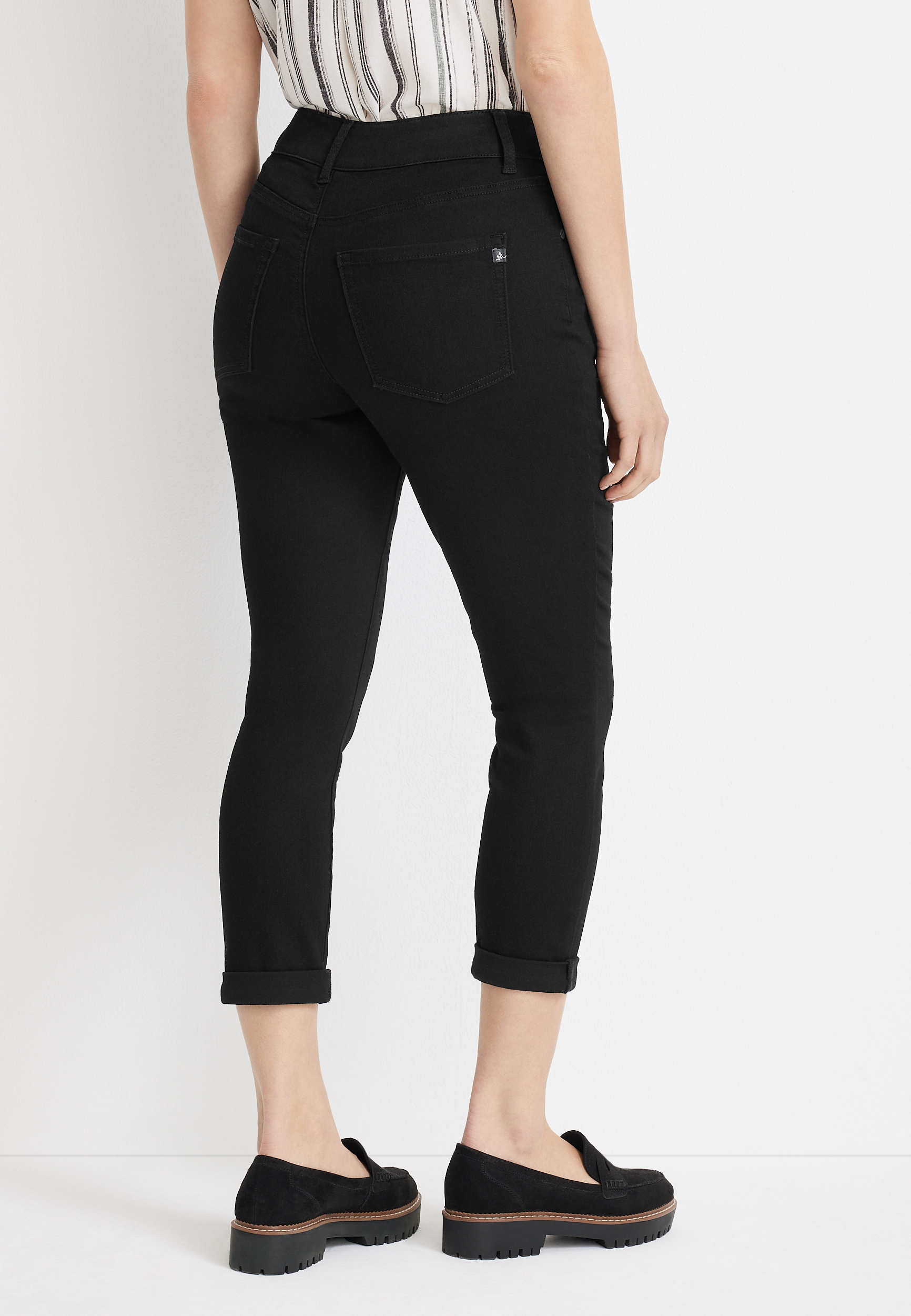 m jeans by maurices&trade; Cool Comfort Curvy Cropped High Rise Jegging, C106, large