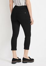 m jeans by maurices&trade; Cool Comfort Curvy Cropped High Rise Jegging, C106, small