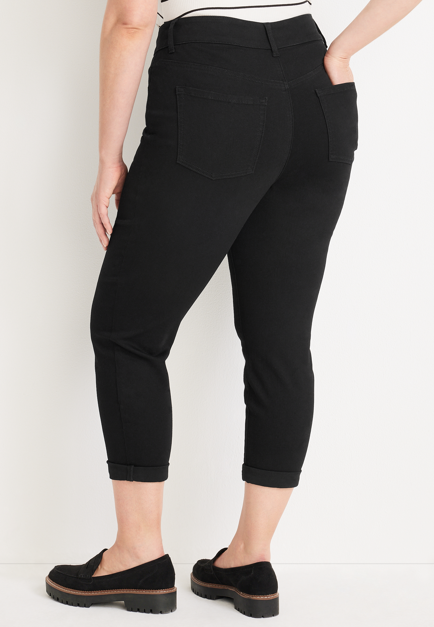 Plus Size  m jeans by maurices&trade; Cool Comfort Curvy Cropped High Rise Jegging, C106, large