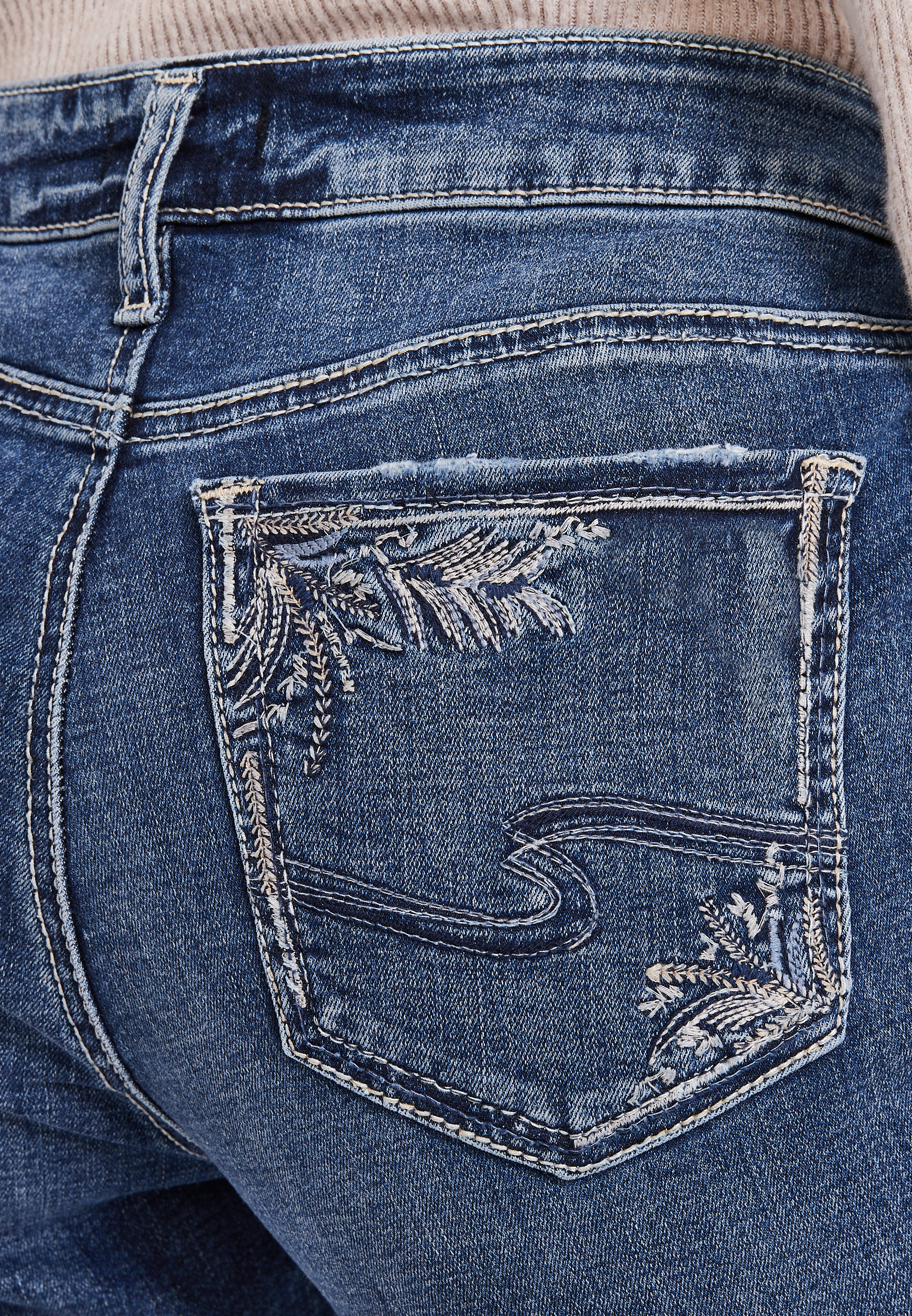 Silver Jeans Elyse Slim Boot Curvy Mid Rise Jean maurices