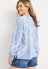 Crew Neck Paisley Sweatshirt, C7115, small