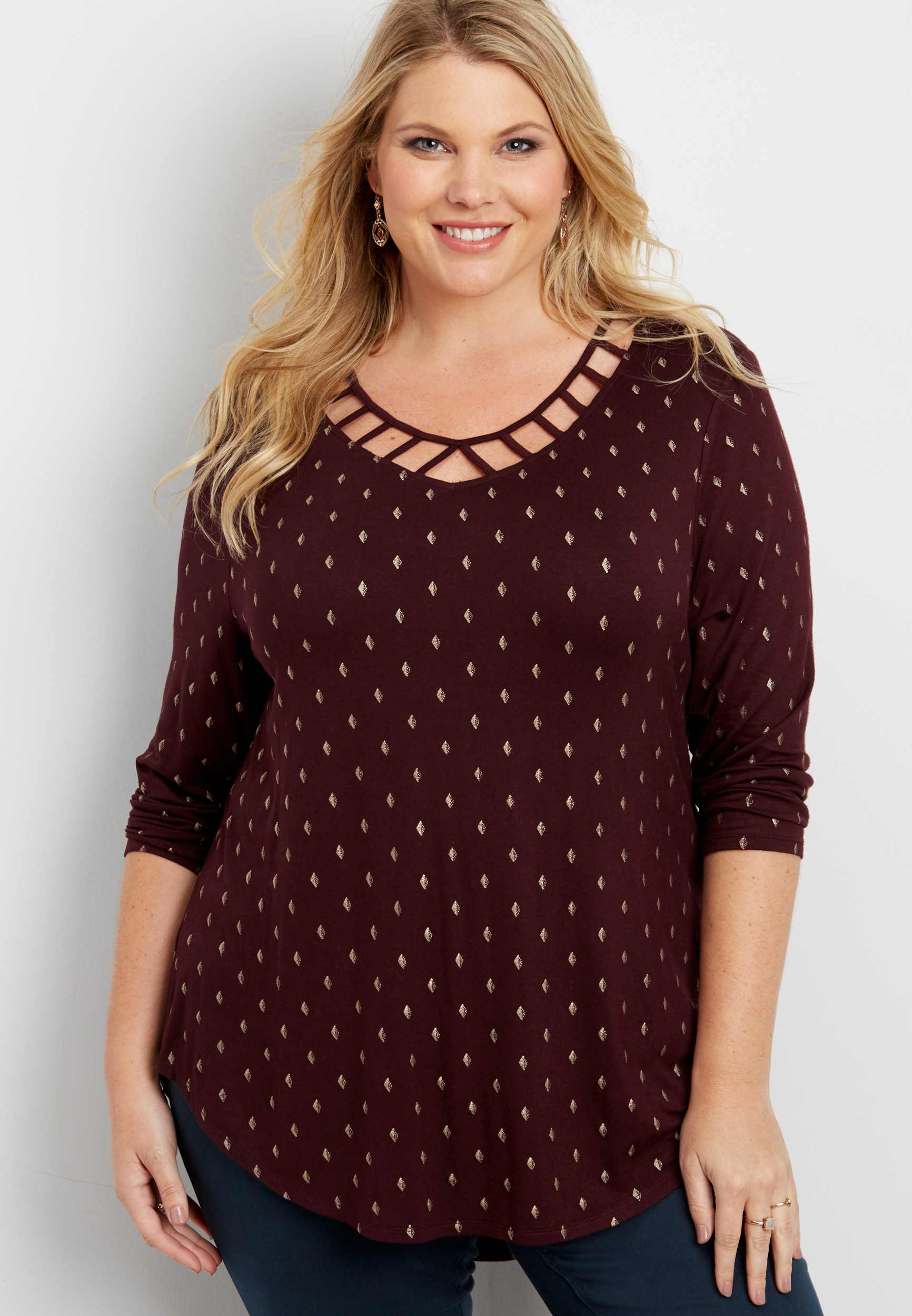 the 24/7 plus size patterned tee with lattice v-neckline | maurices