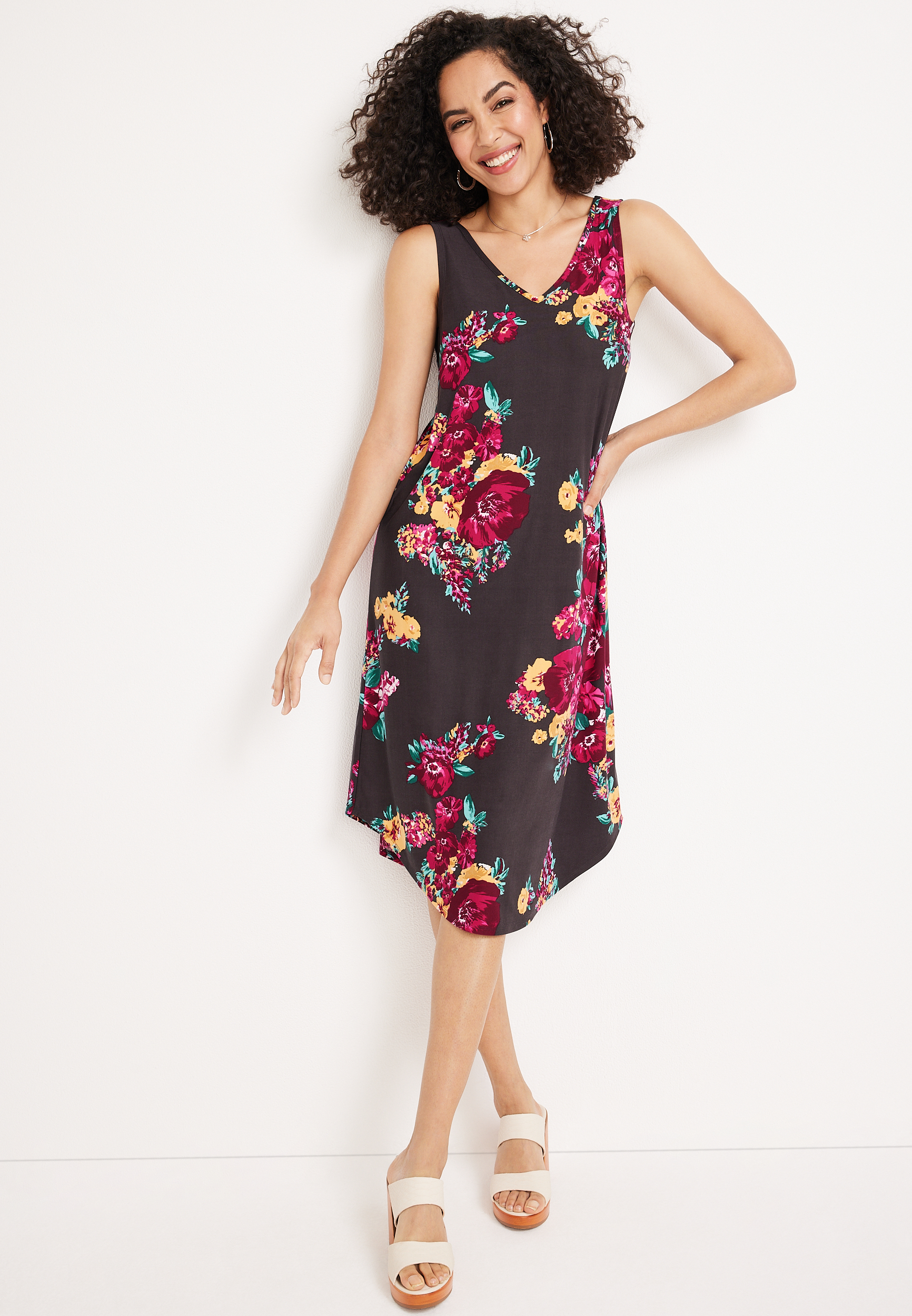 24/7 Floral V Neck Midi Dress | maurices