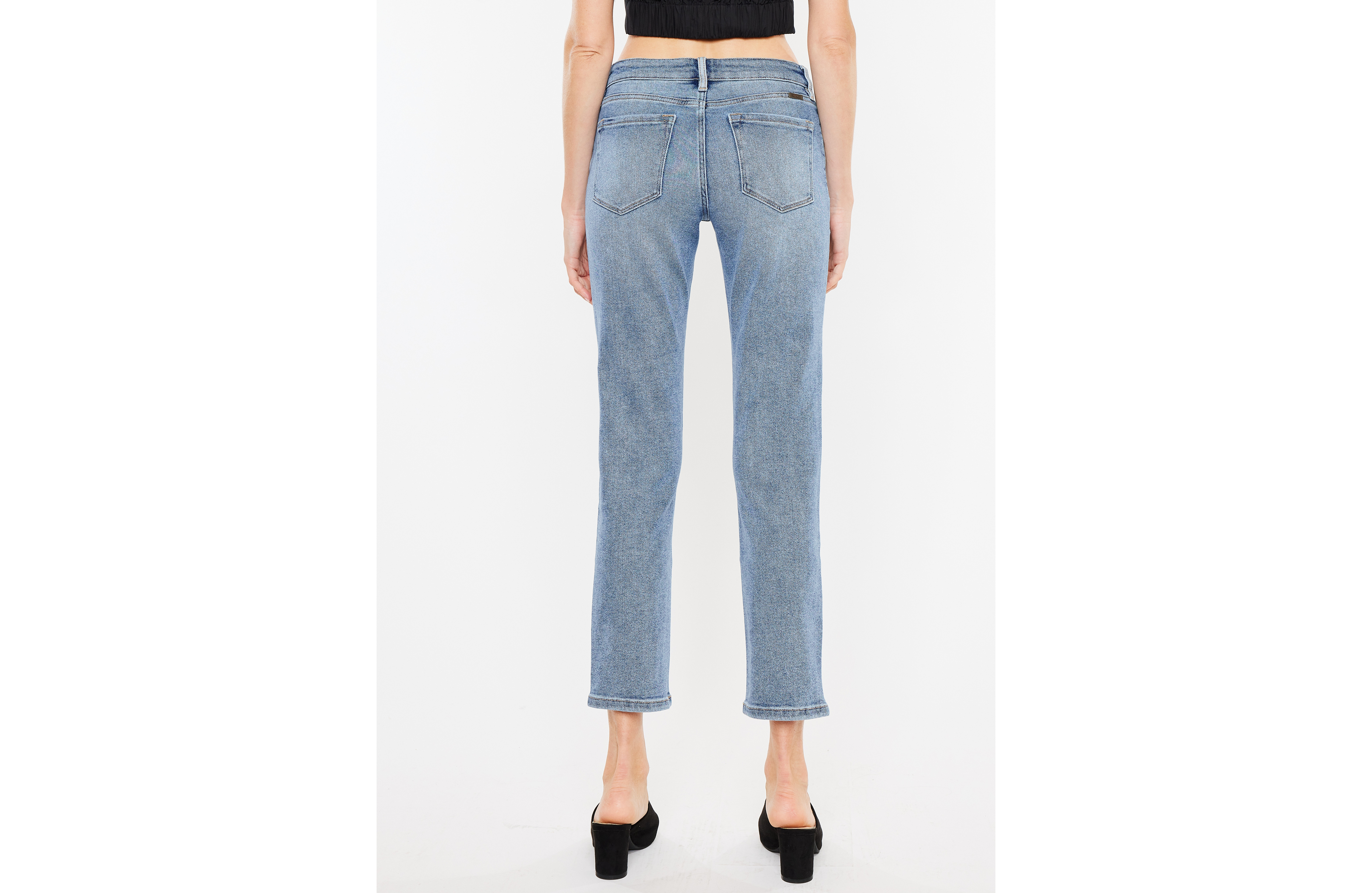 KanCan™ Boyfriend Mid Rise Ripped Ankle Jean