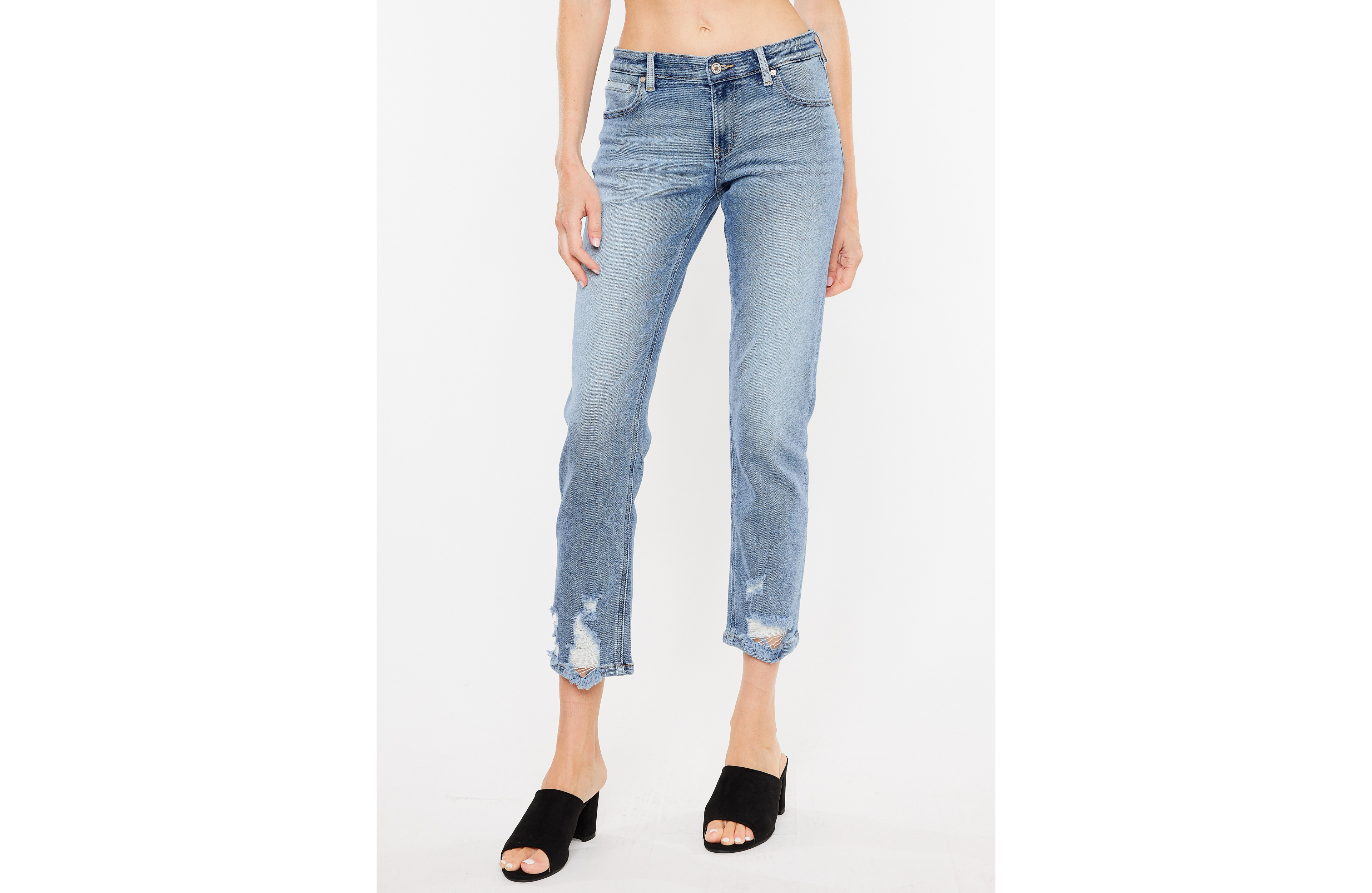 KanCan™ Boyfriend Mid Rise Ripped Ankle Jean