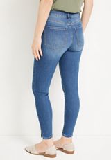 m jeans by maurices&trade; Everflex&trade; Super Skinny High Rise Front Seam Ankle Jean, C3337, small
