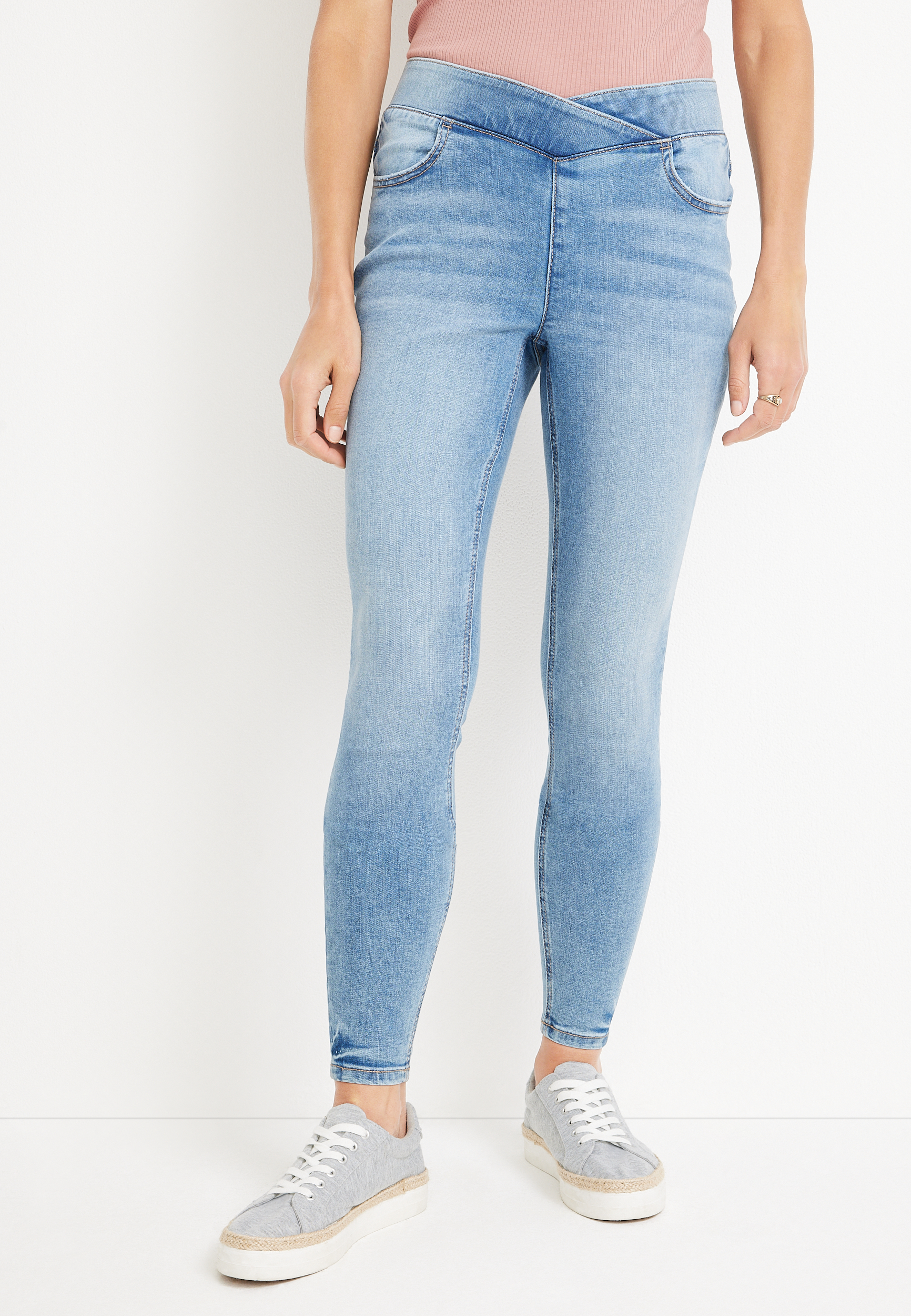 m jeans by maurices™ Cool Comfort Curvy High Rise Super Skinny Jean