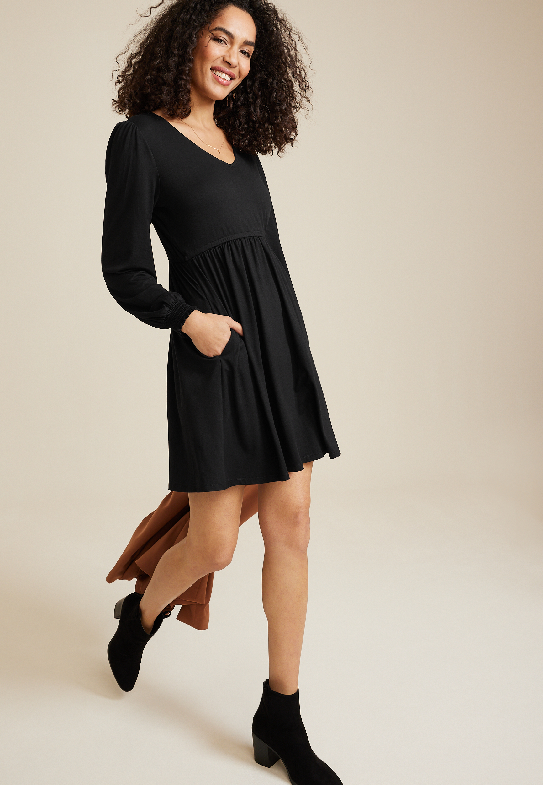 24/7 V Neck Skater Dress, BLACK, large