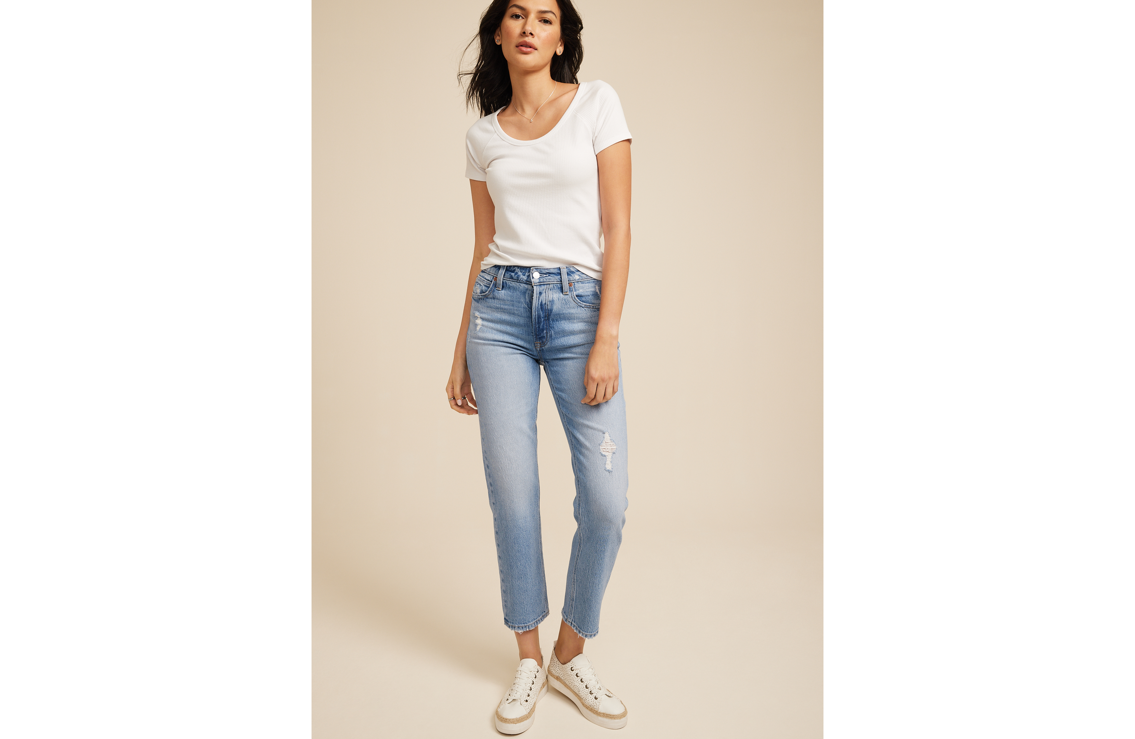 Goldie Blues™ Light Cheeky Taper Ankle Jean