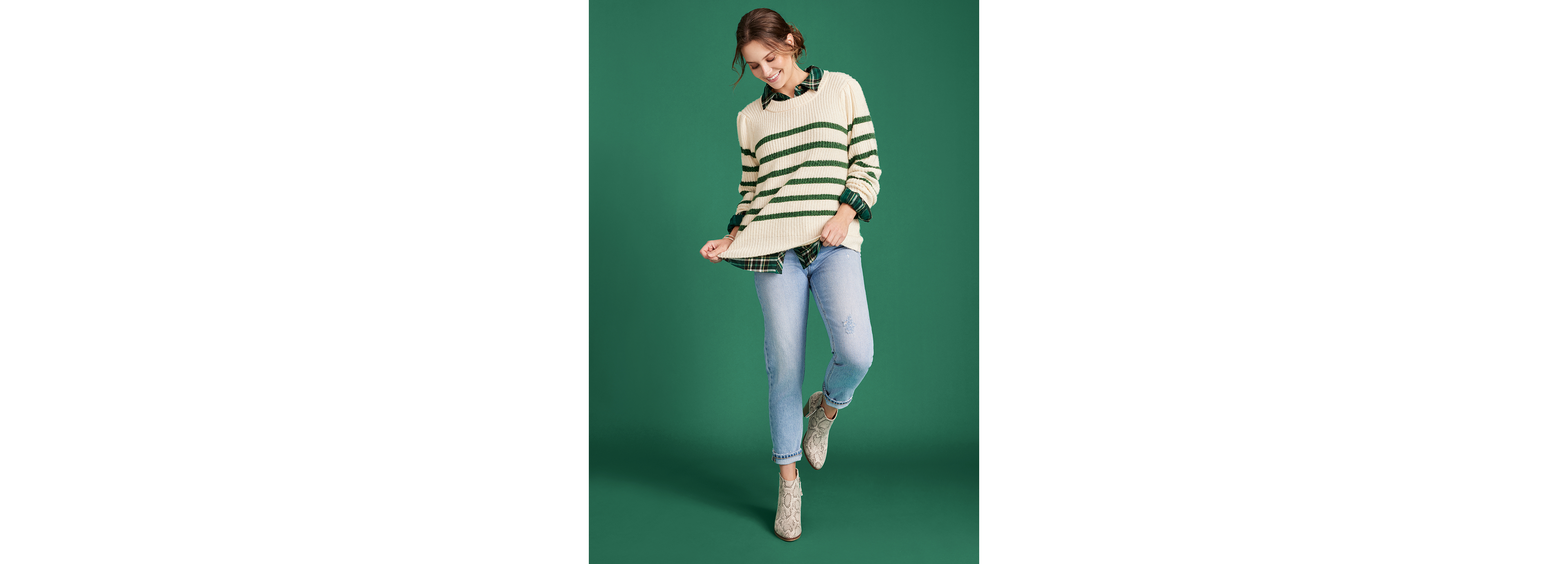 Goldie Blues™ Light Cheeky Taper Ankle Jean