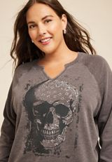 Plus Size Skull Studded Sweatshirt, C9245, small