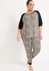 Plus Size Long Sleeve Tee And Jogger Pajama Set, ANIMAL, small