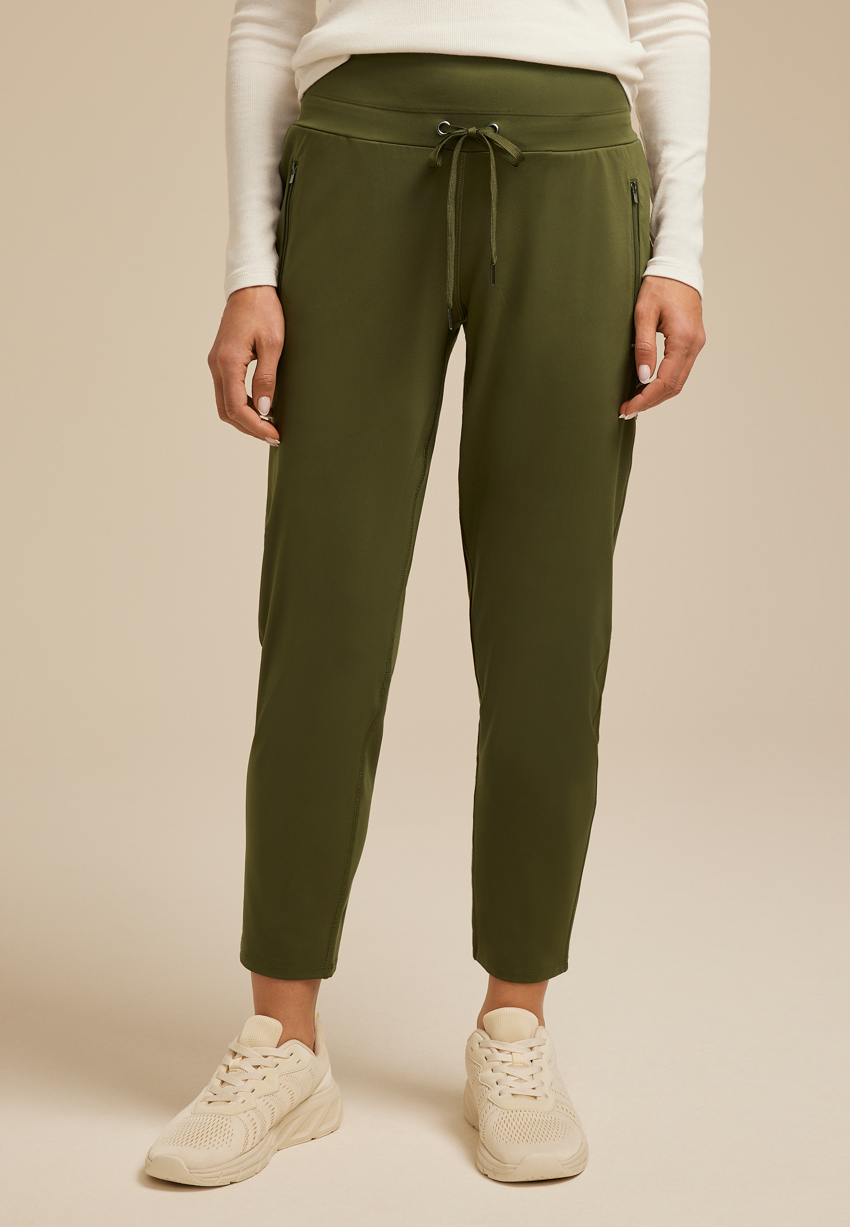 Traveler Pull On Pant - thumbnail 6