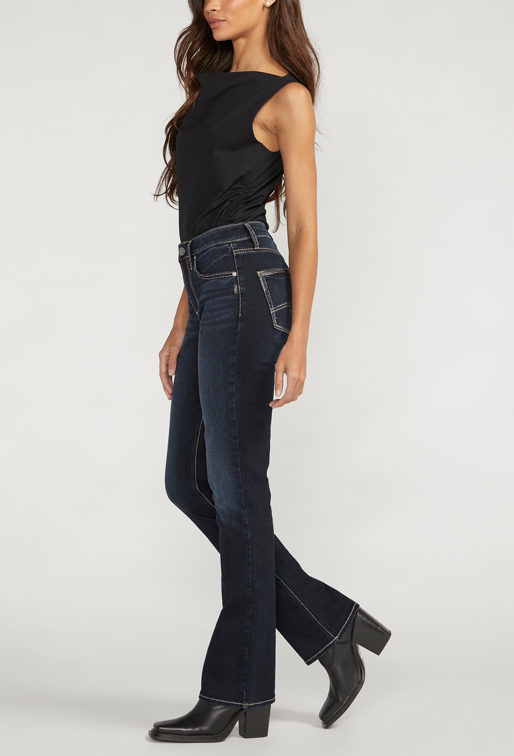 Silver Jeans Co.&reg; Avery Curvy High Rise Slim Boot Jean, RINSE, large
