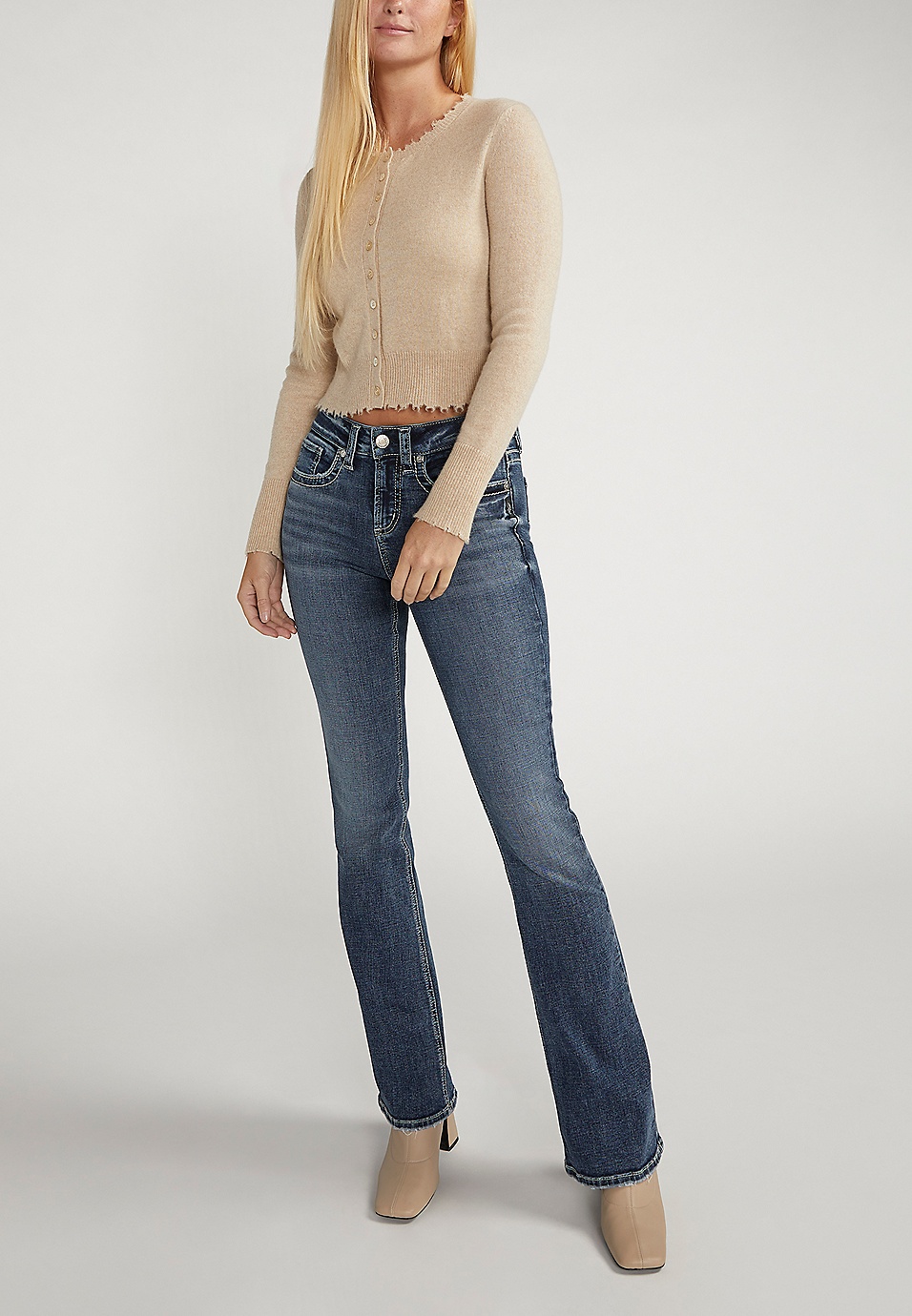 Silver Jeans Co.® Suki Curvy Mid Rise Wide Leg Jean