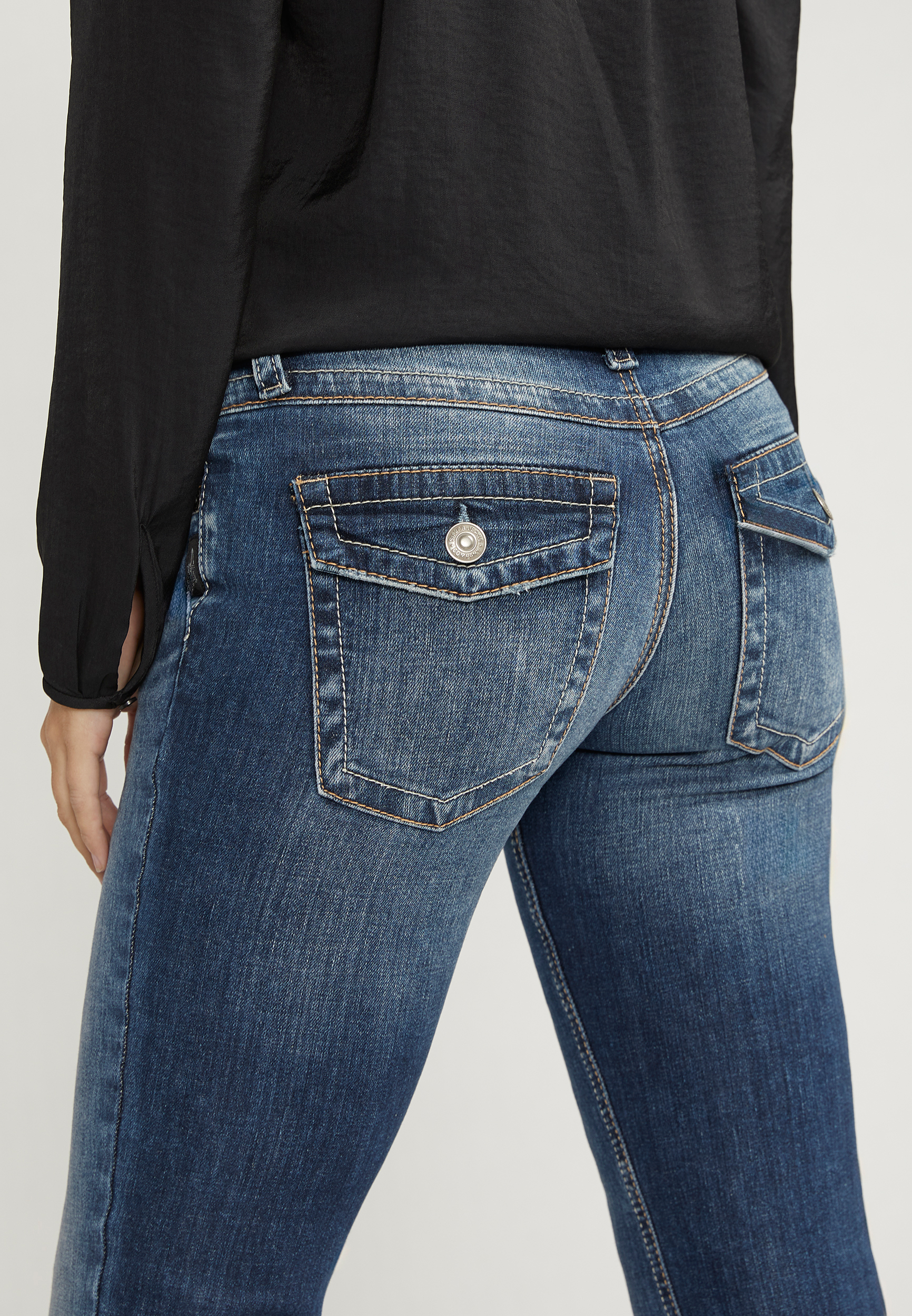 Silver Jeans Co.&reg; Tuesday Low Rise Slim Boot Flap Pocket Jean, C258, large