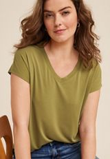 edgely&trade; Solid V Neck Tee, C9006, small