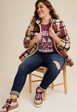 Plus Size Chillin With My Gnomies Graphic Tee, C9179, small