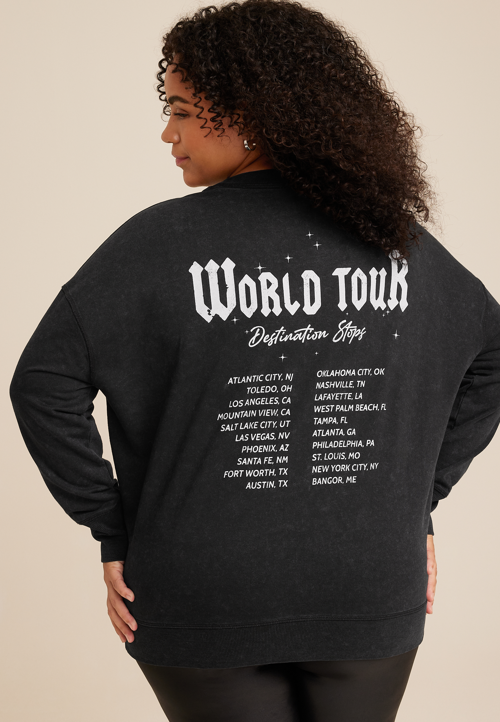 Plus Size Santa Claus World Tour Sweatshirt, C106, large