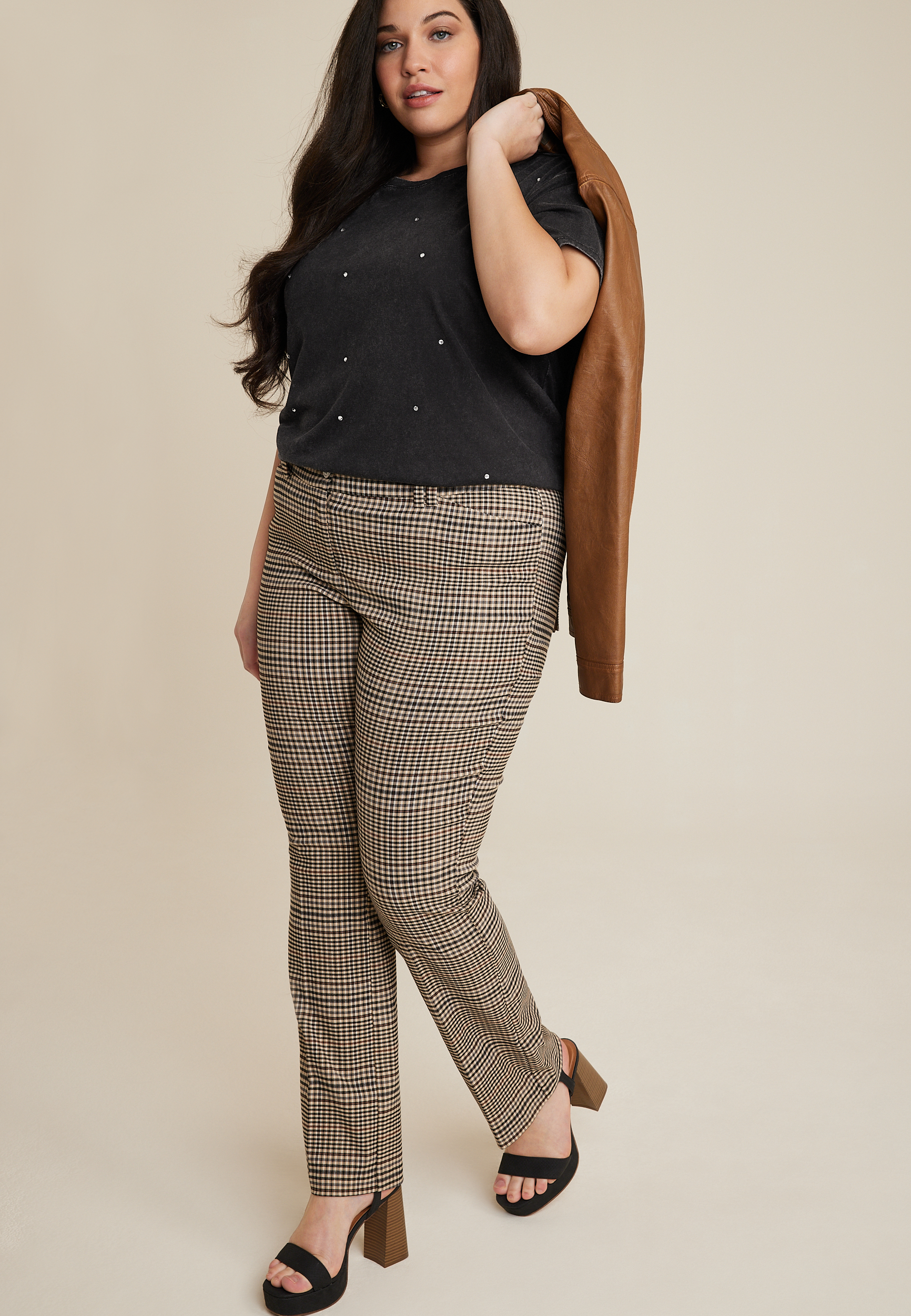 Plus Size edgely&trade; Rhinestone Embellished Crew Neck Tee, C1876, large
