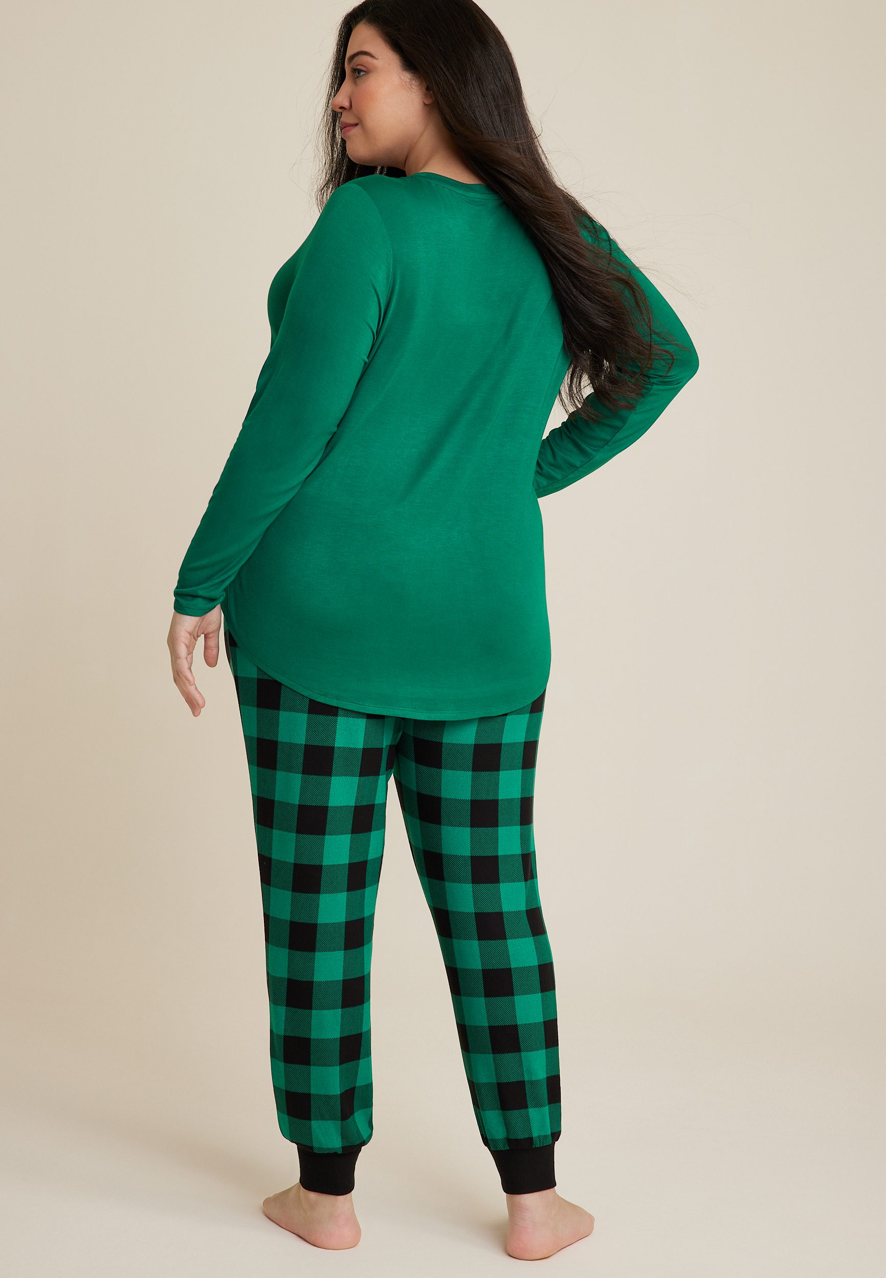 Plus Size Holiday Ski Lodge Family Pajamas, HOLLY GREEN, large