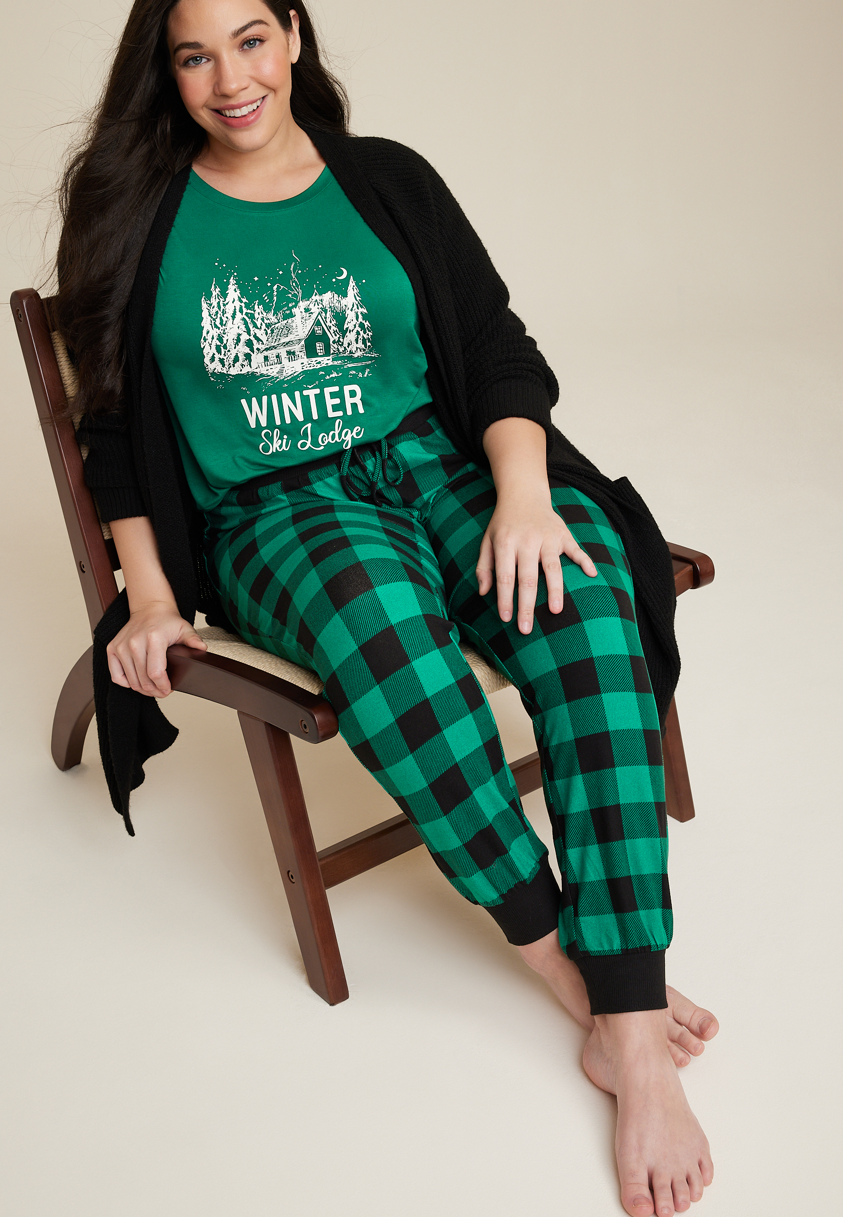Plus Size Holiday Ski Lodge Family Pajamas, HOLLY GREEN, large