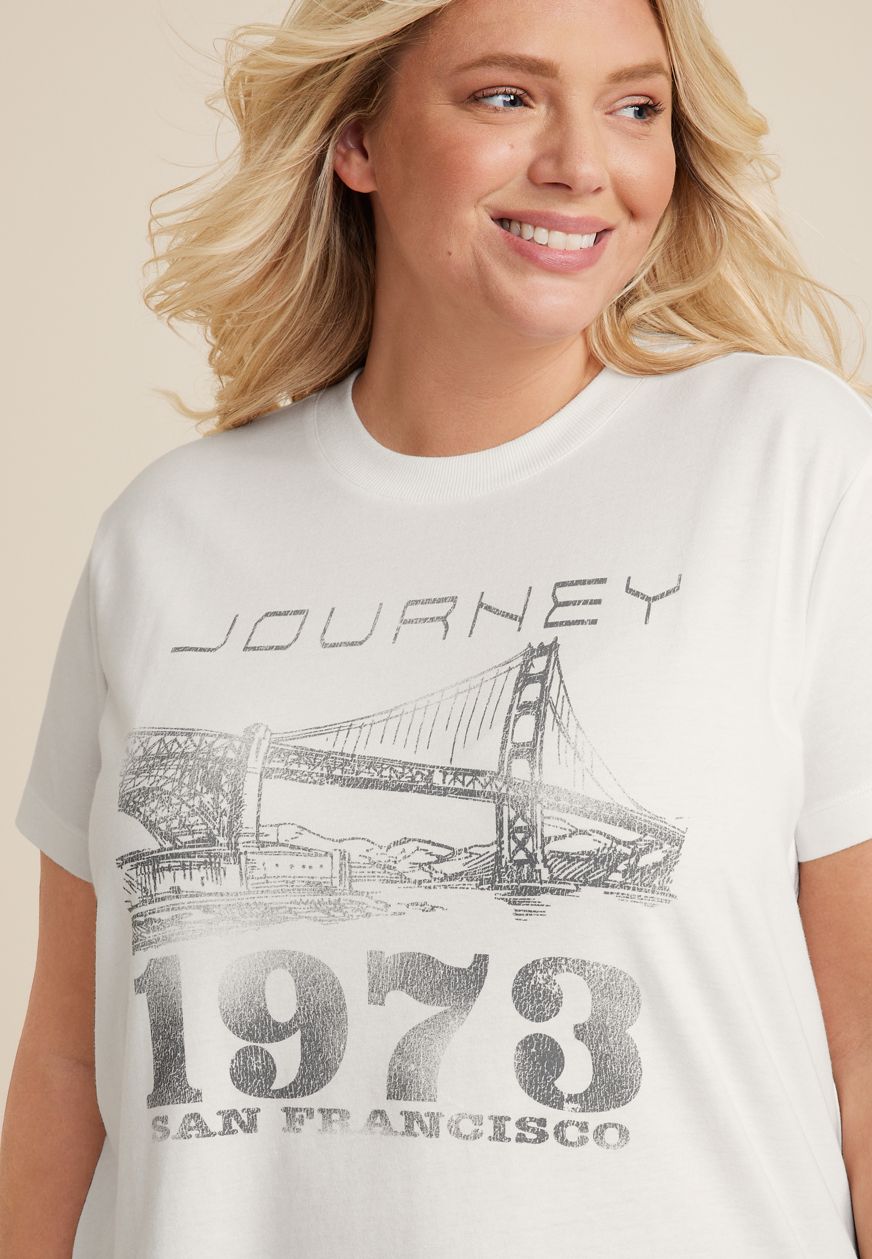 Plus Size Journey Vintage Graphic Tee, C4673, large