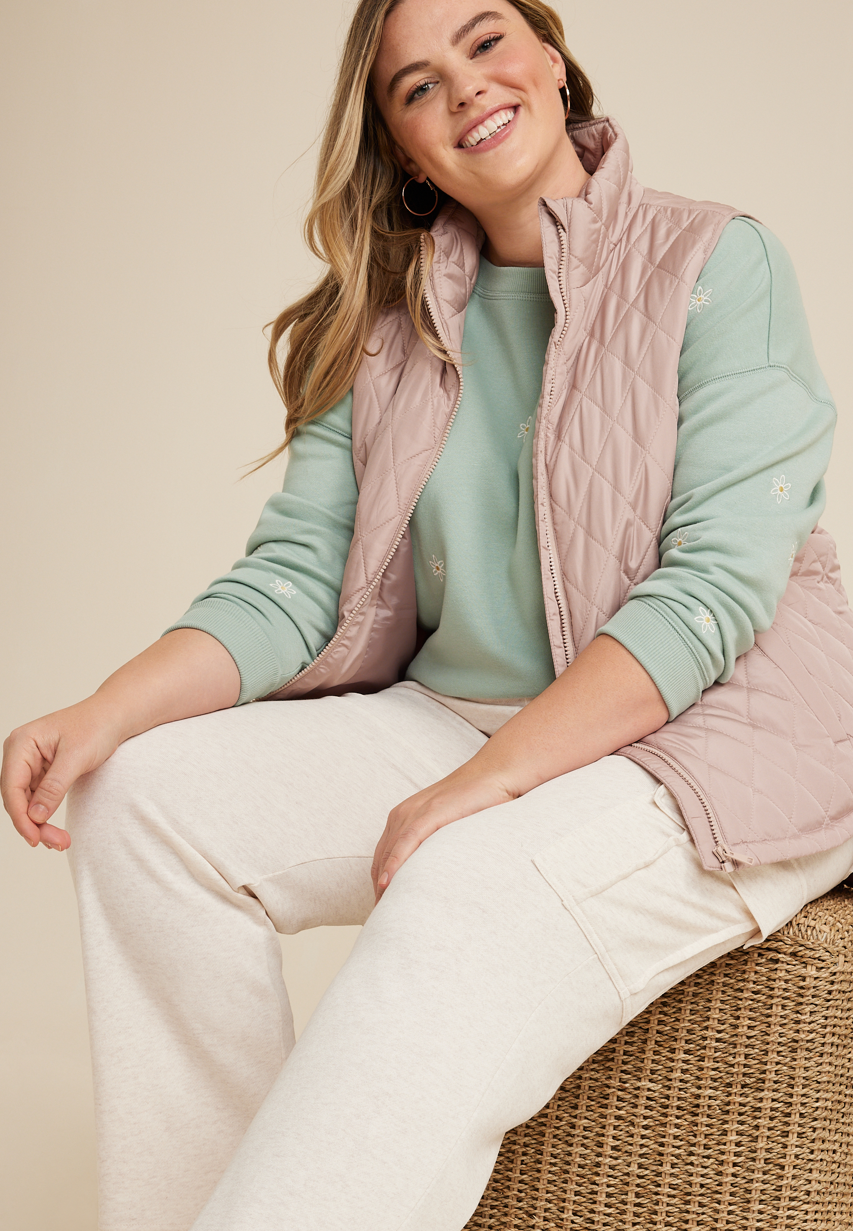 Plus Size Floral Embroidered Sweatshirt, C9312, large