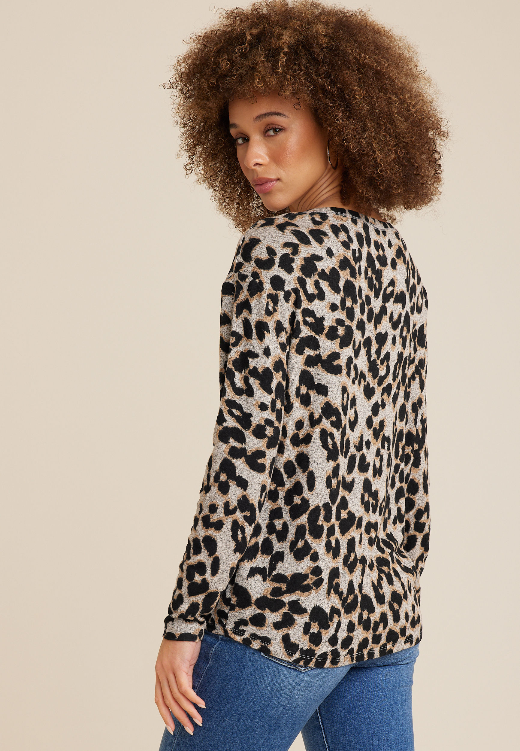 24/7 Victoria Leopard Long Sleeve Tee, NATURAL COMBO, large