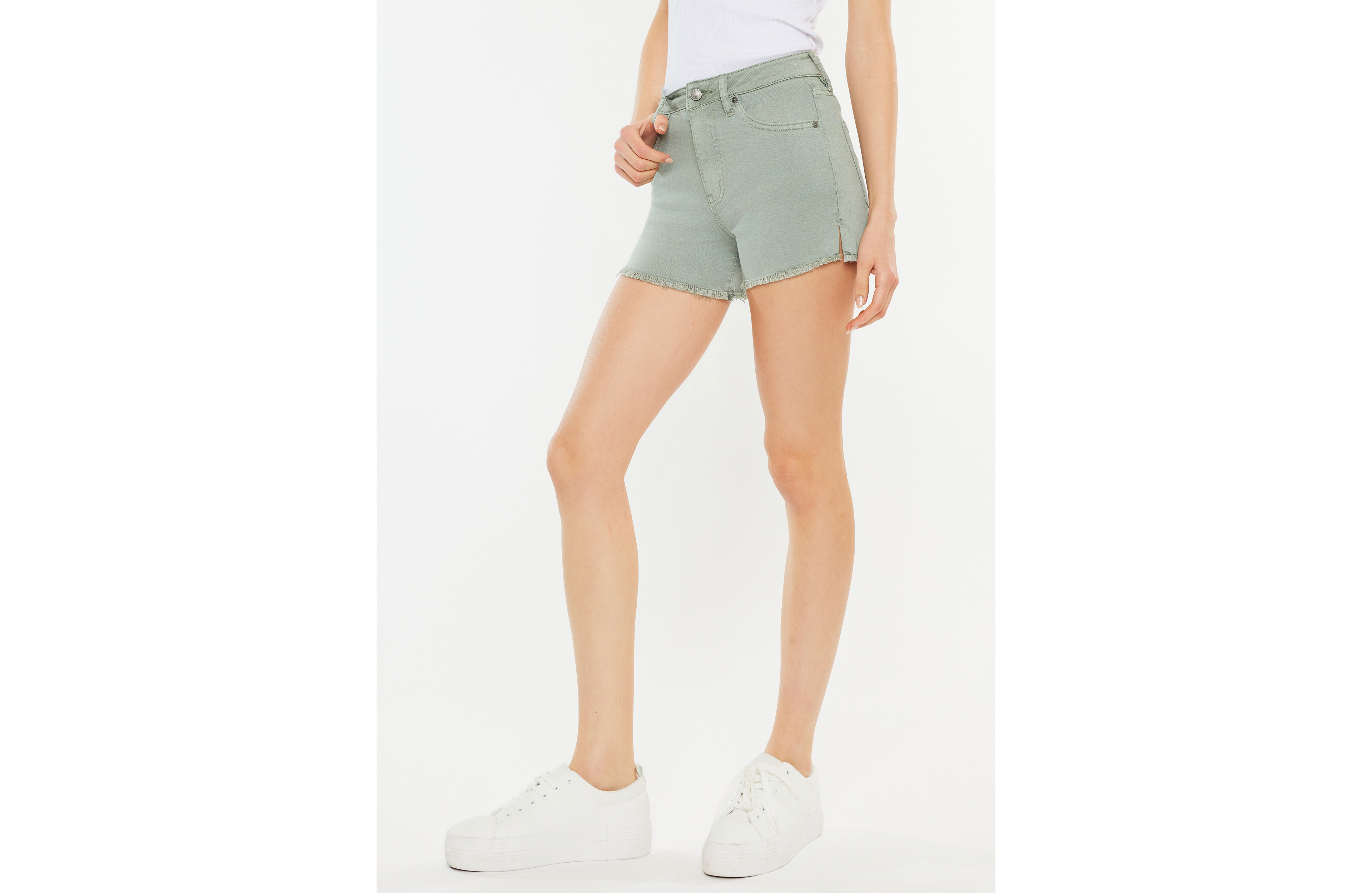 KanCan™ High Rise Frayed Hem 3.5in Short
