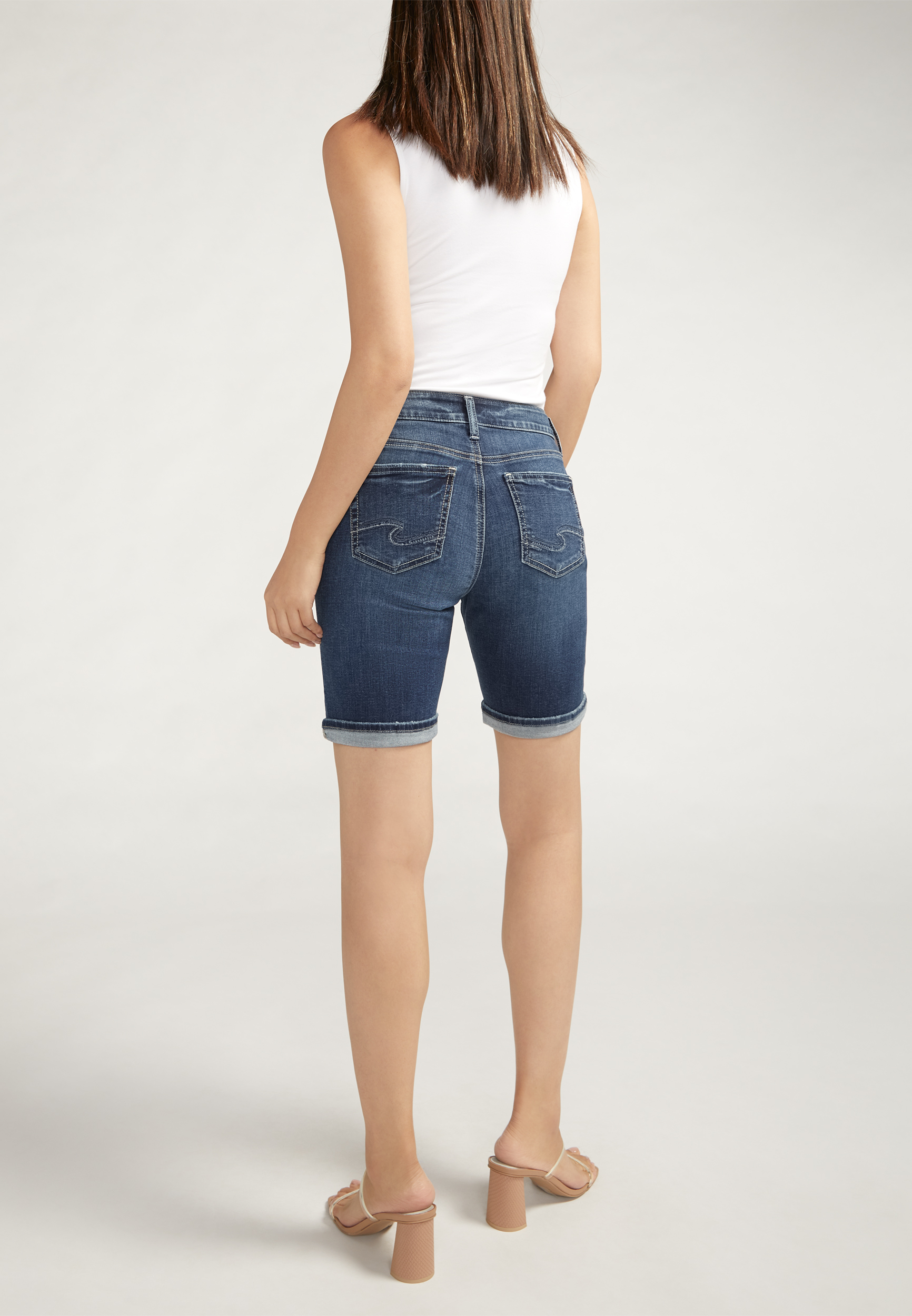 Silver Jeans Co.&reg; Suki Curvy Mid Rise Luxe Stretch 9in Bermuda Short, C258, large