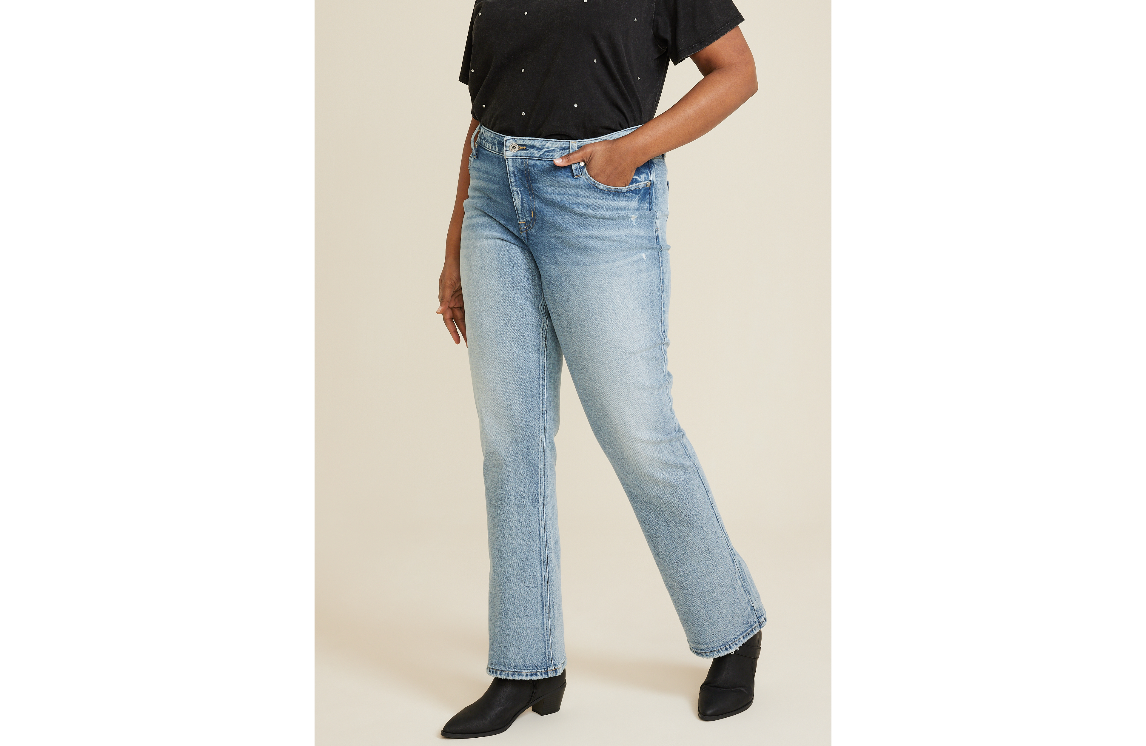 Plus edgely™ Loose Mid Rise Bootcut Jean