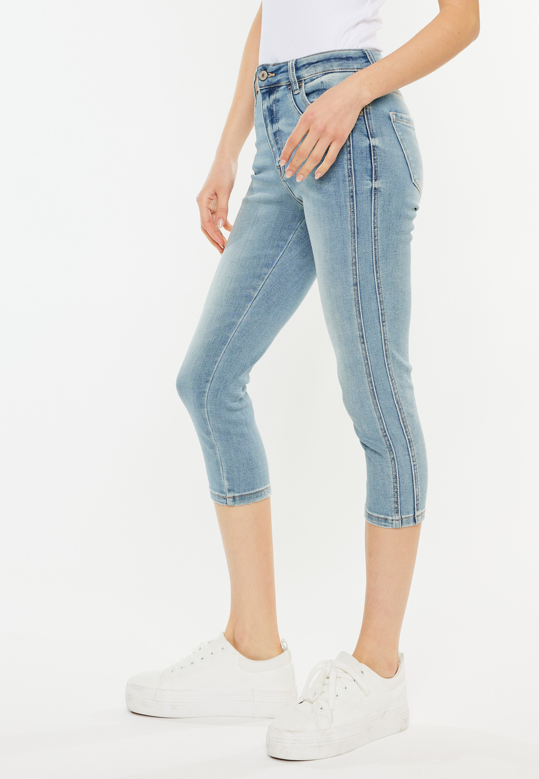 KanCan&trade; Light High Rise Side Seam Capri, MEDIUM SANDBLAST, large