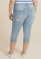 Plus Size KanCan&trade; Light High Rise Side Seam Capri, C3337, small