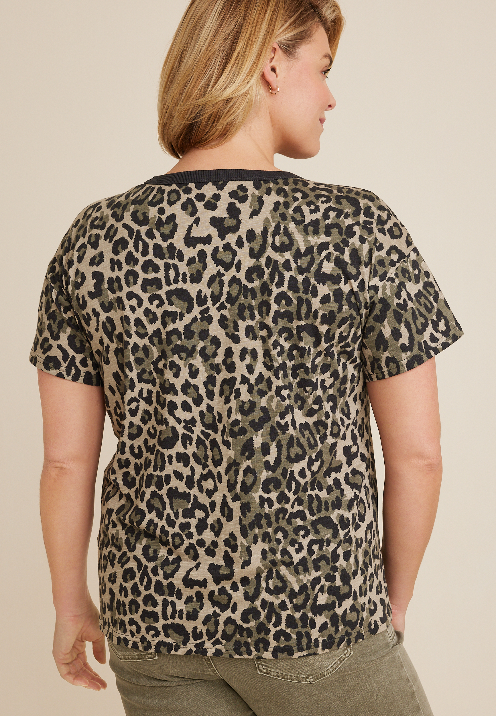 Plus Size 24/7 Dawson Leopard Crew Neck Tee, OLIVE COMBO, large