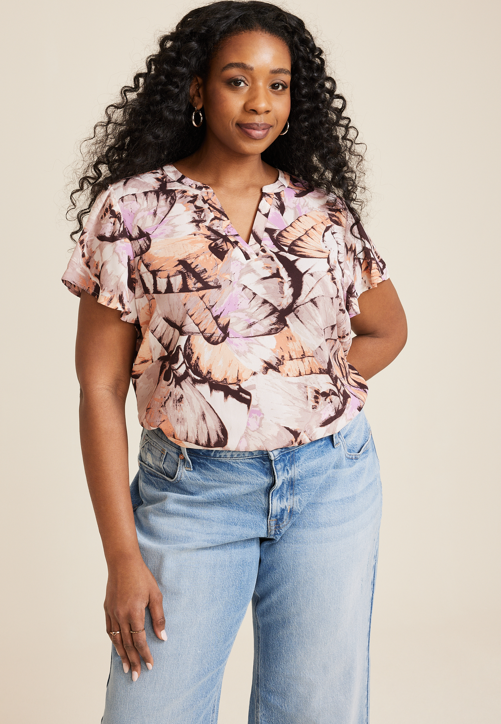 MELDVDIB Plus Size Tops for Women Summer Lace V Neck Short Sleeve T-Shirts  Casual Floral Print Loose Trendy Blouse 2022 White : : Clothing,  Shoes & Accessories