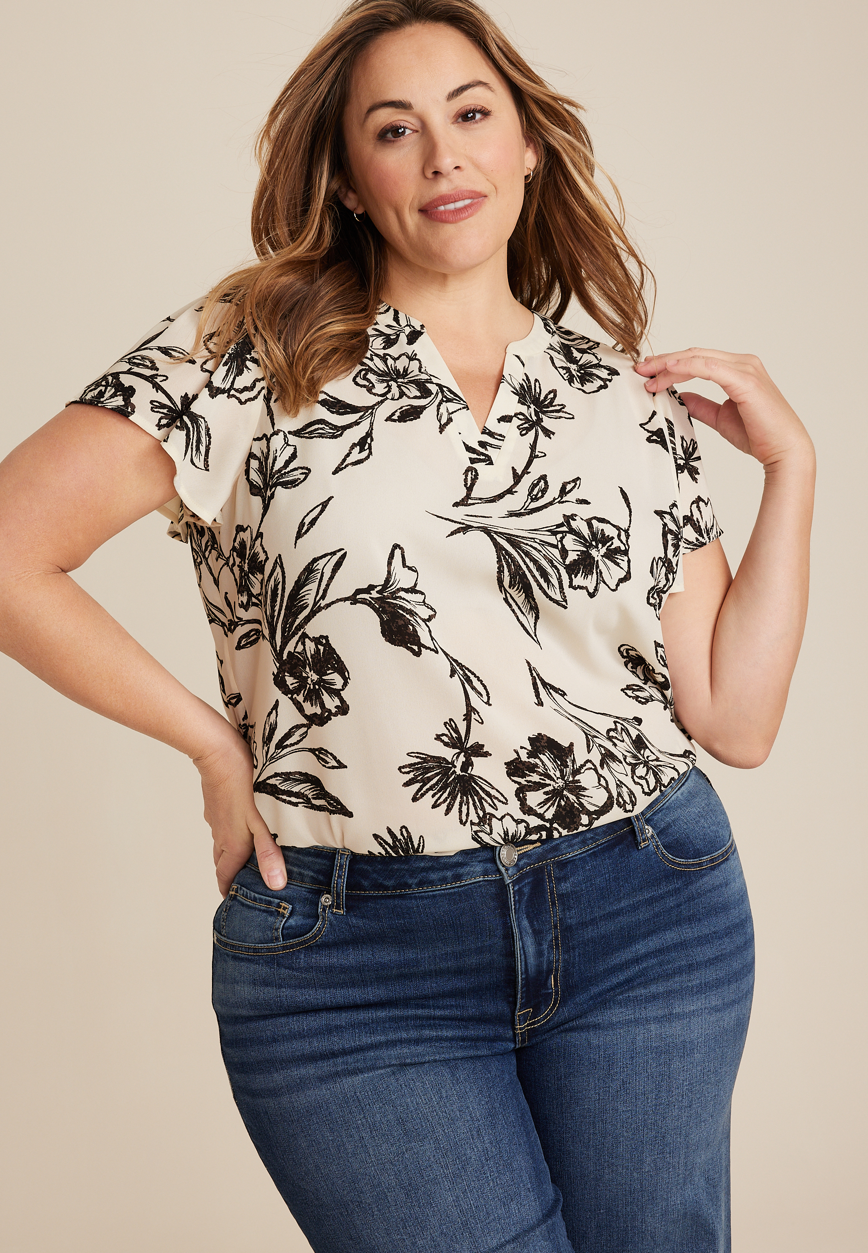 MELDVDIB Plus Size Tops for Women Summer Lace V Neck Short Sleeve T-Shirts  Casual Floral Print Loose Trendy Blouse 2022 White : : Clothing,  Shoes & Accessories