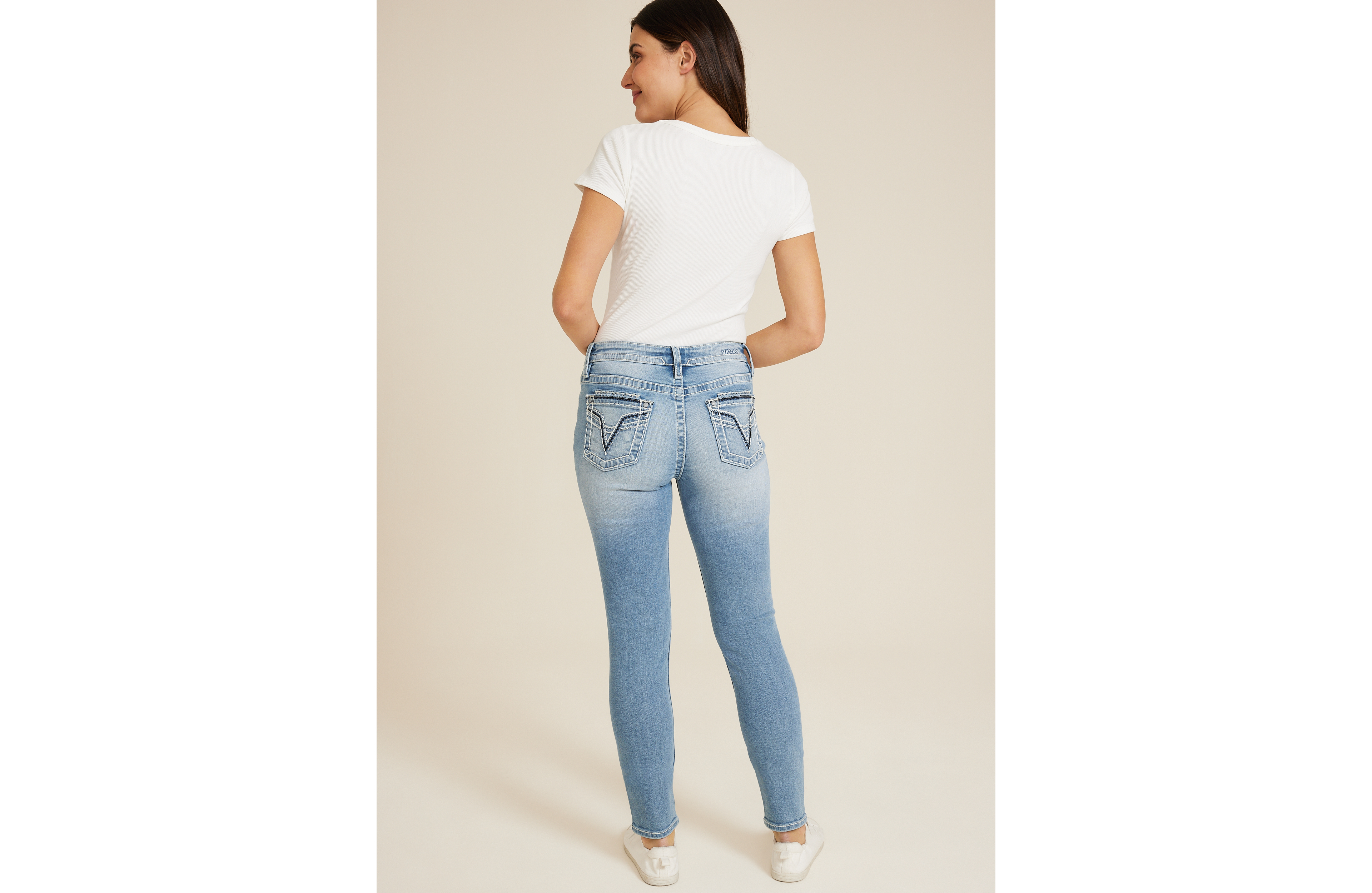 Vigoss® Heritage Mid Rise Double Pocket Skinny Jean