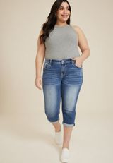 Plus Size Vigoss&reg; Heritage Mid Rise Star Embellished Flap Pocket Capri, C258, small